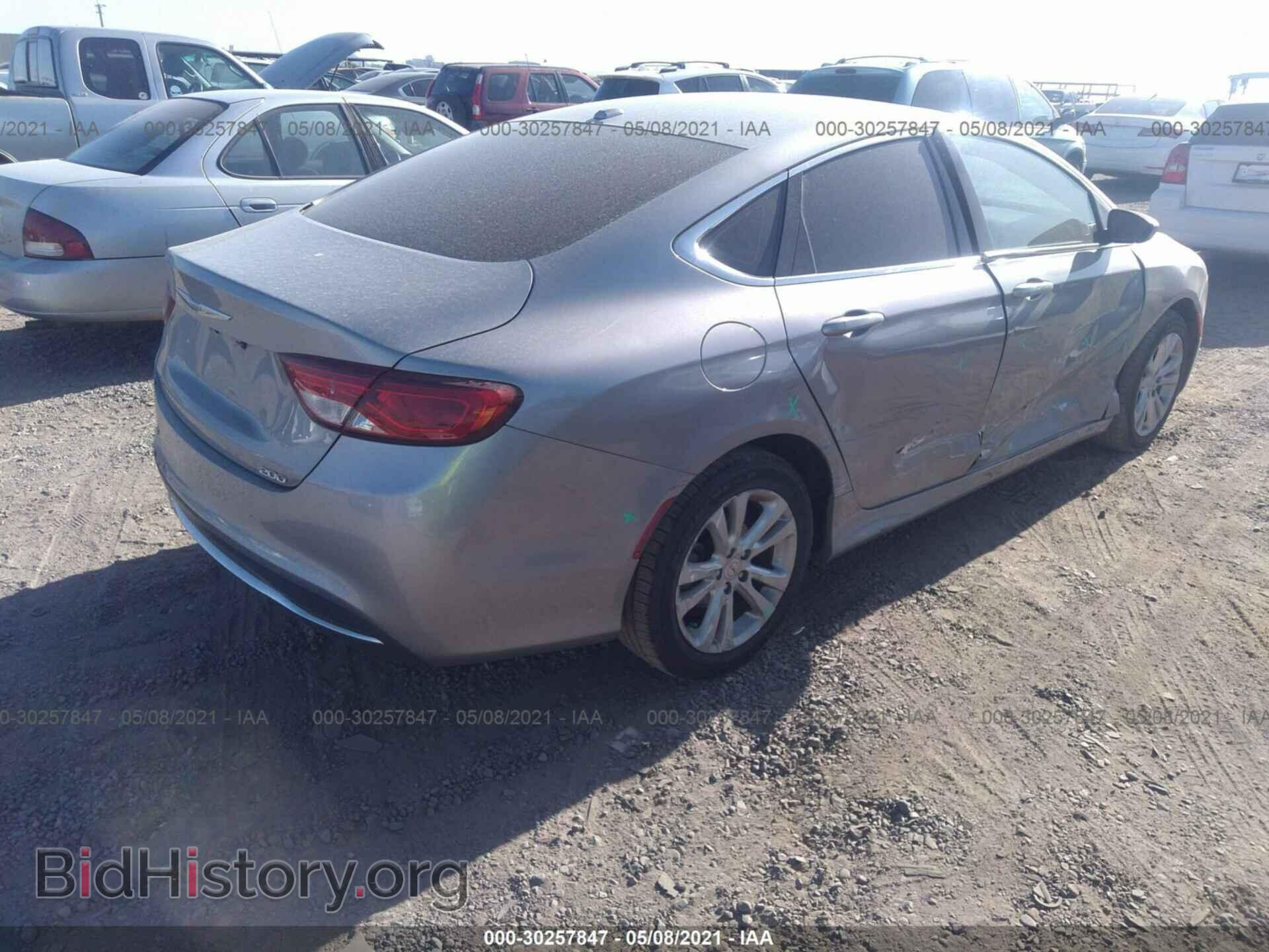 2015 CHRYSLER 200 - VIN: 1C3CCCAB2FN621634 - Фото 4