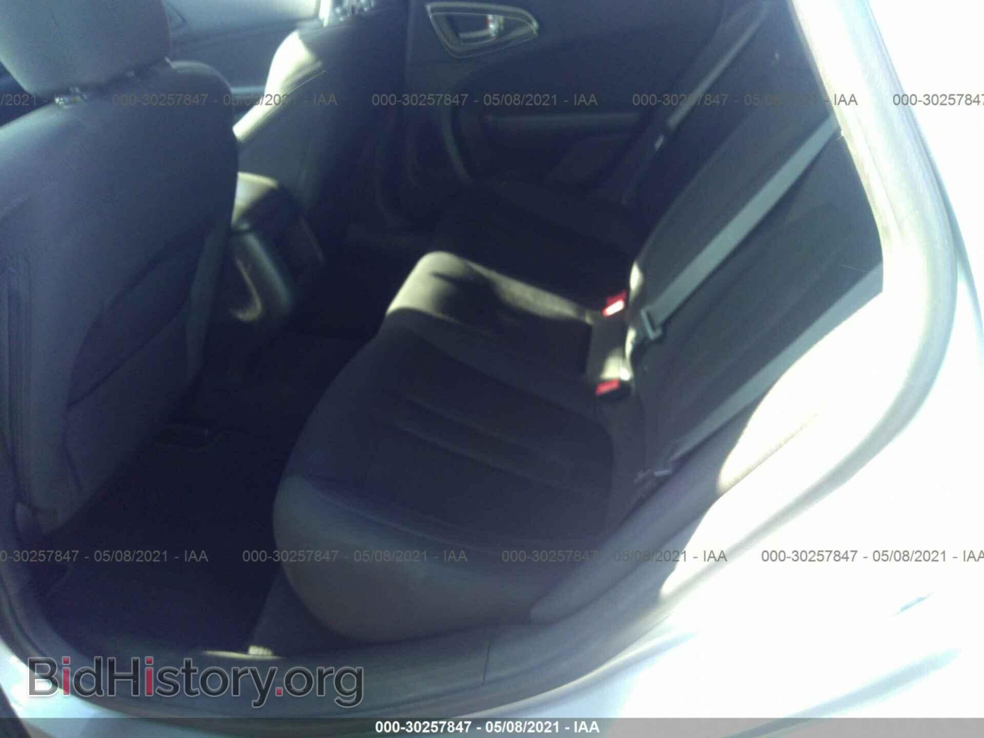 2015 CHRYSLER 200 - VIN: 1C3CCCAB2FN621634 - Фото 8