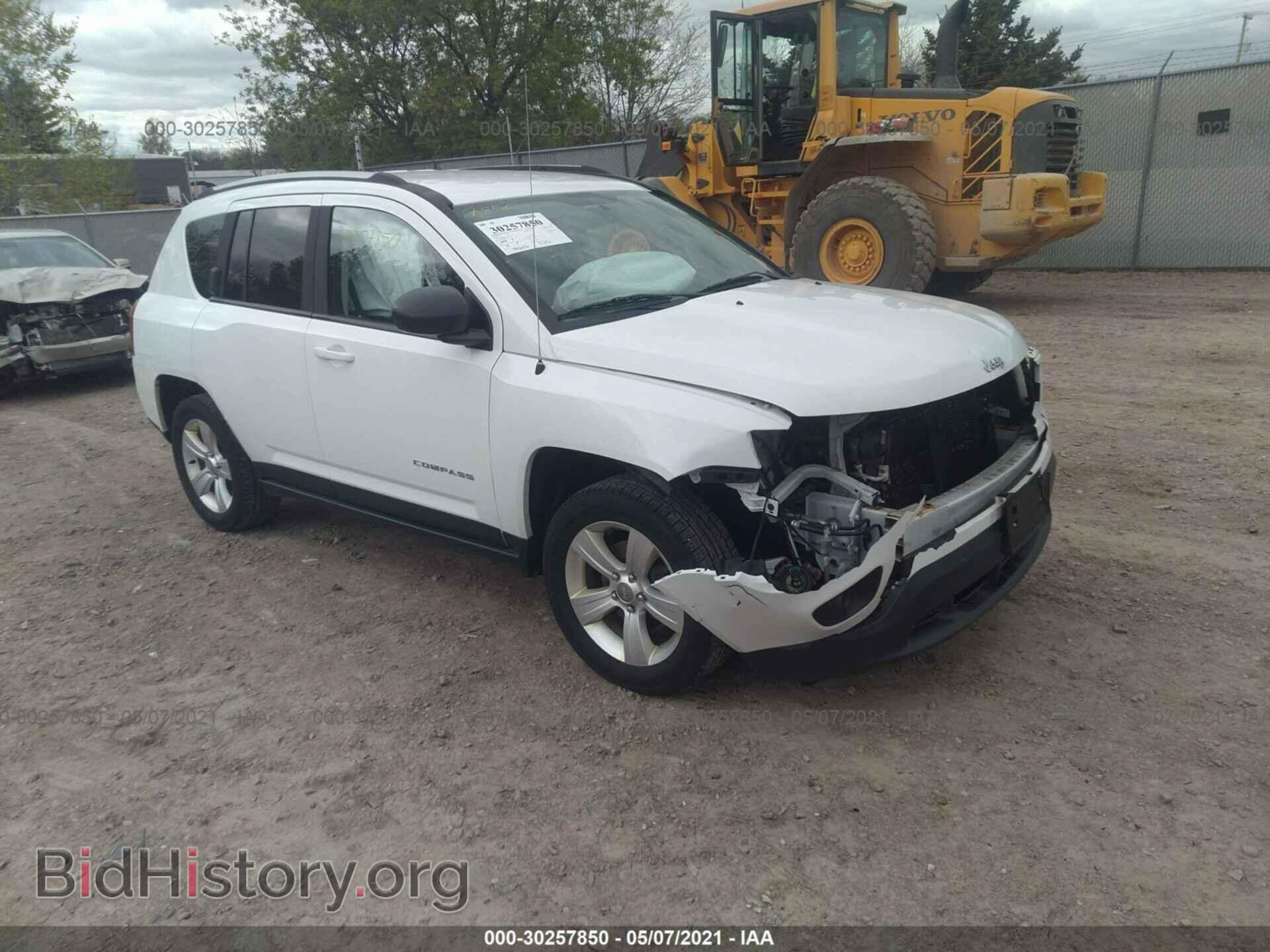 Фотография 1C4NJDBB4GD626663 - JEEP COMPASS 2016