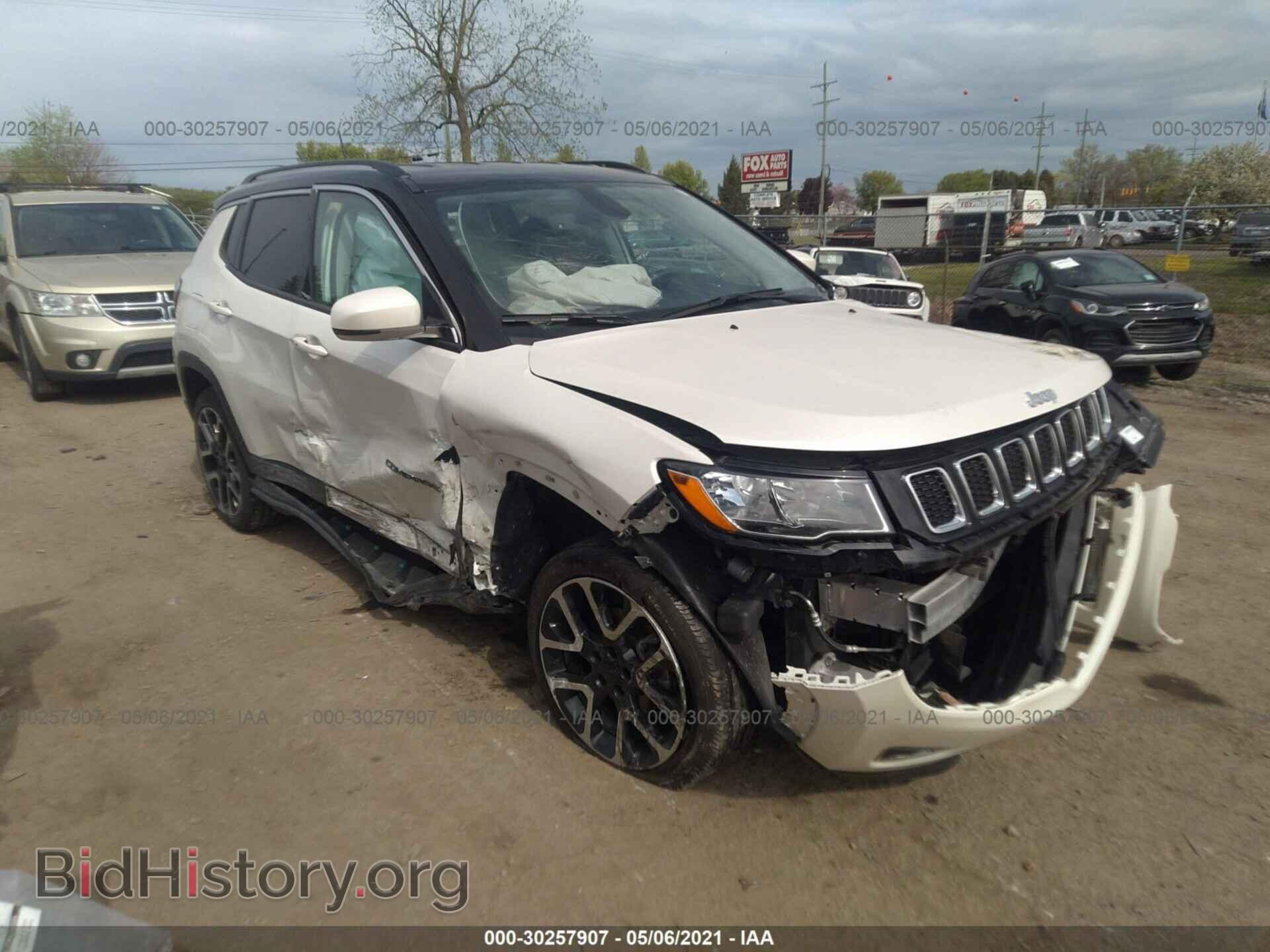 Фотография 3C4NJDCB1KT669925 - JEEP COMPASS 2019