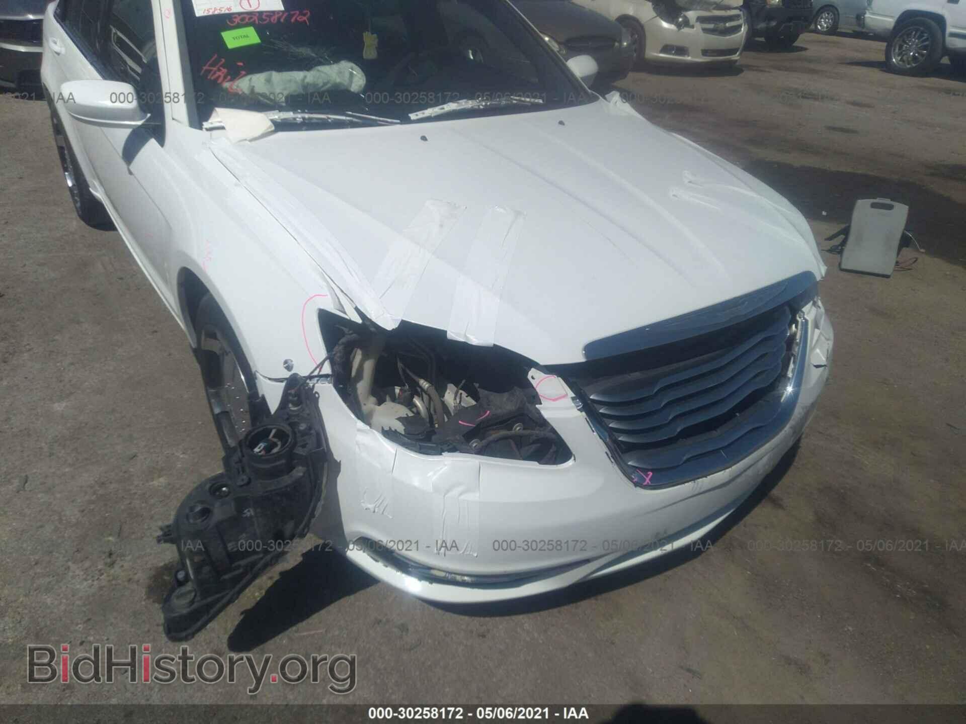2012 CHRYSLER 200 - VIN: 1C3CCBAB1CN105402 - Фото 6