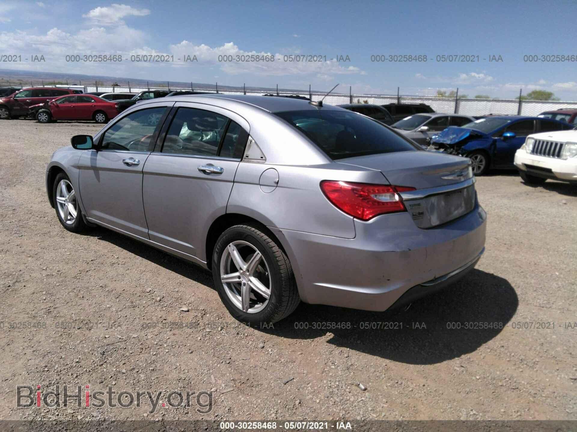 2013 CHRYSLER 200 - VIN: 1C3CCBCG0DN579223 - Фото 3