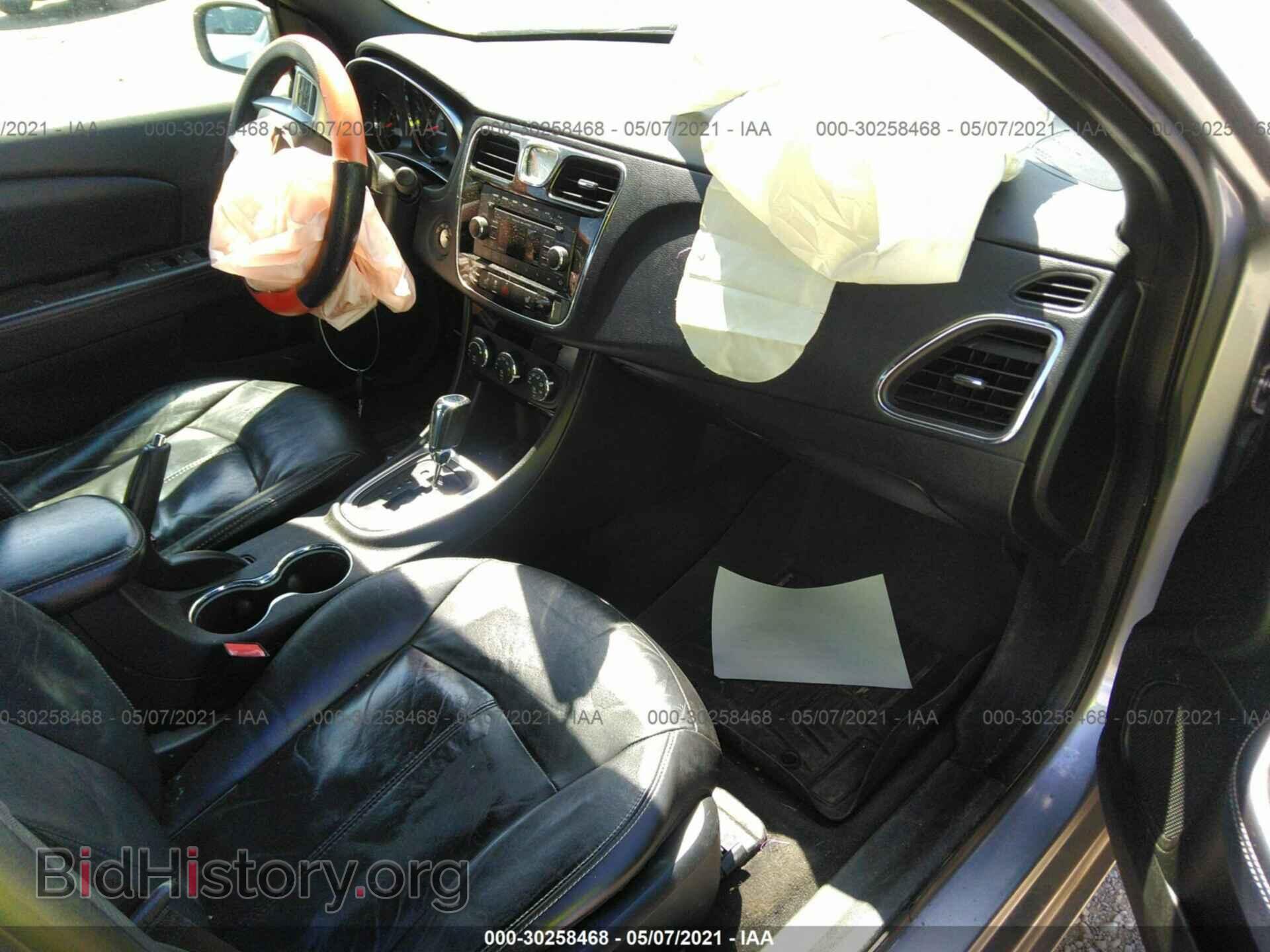 2013 CHRYSLER 200 - VIN: 1C3CCBCG0DN579223 - Фото 5