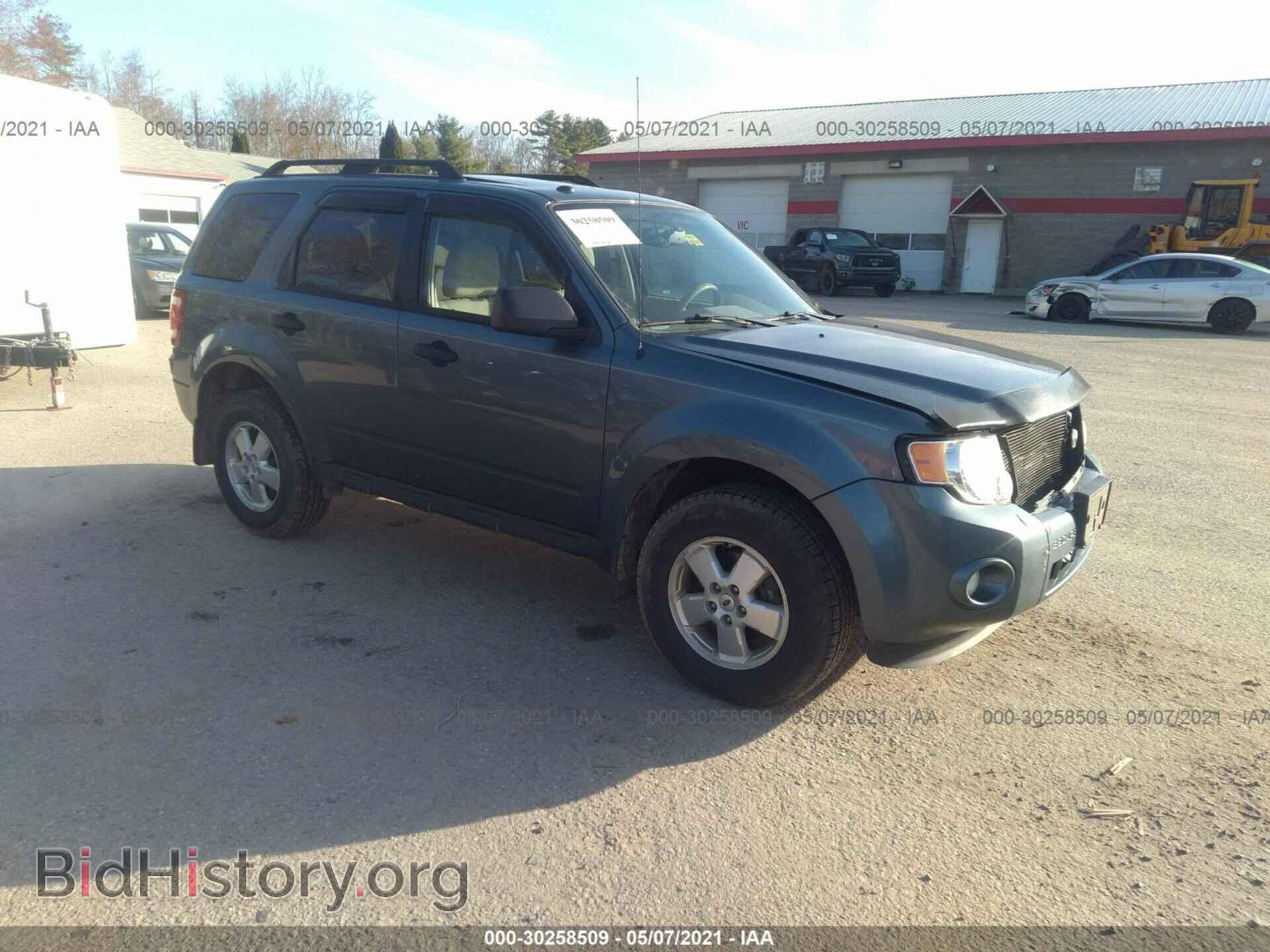 Фотография 1FMCU0D78BKB63796 - FORD ESCAPE 2011