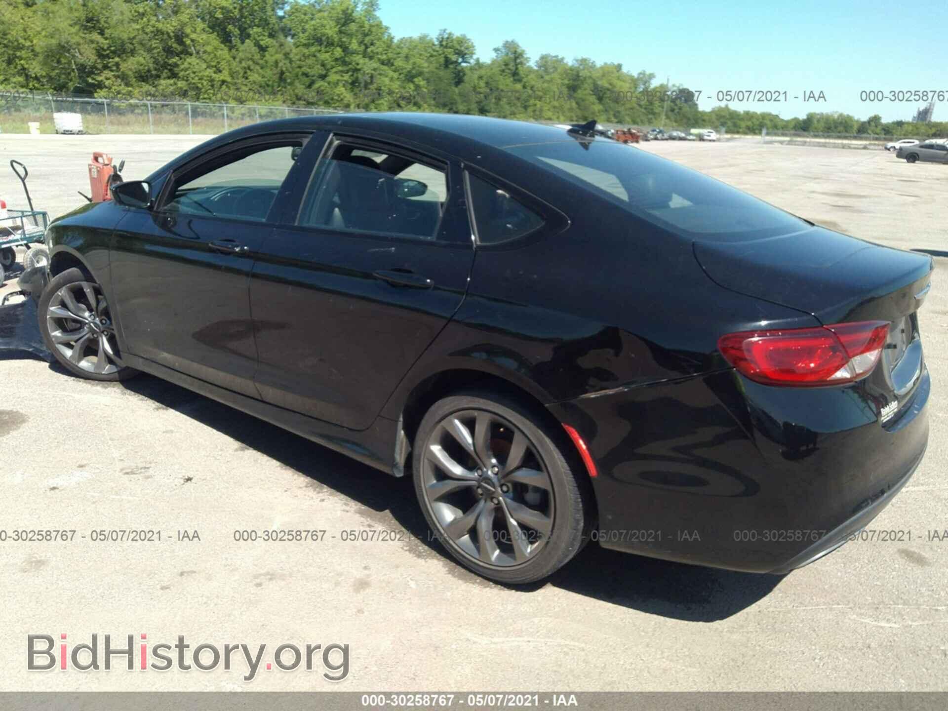 2016 CHRYSLER 200 - VIN: 1C3CCCBB2GN107654 - Фото 3