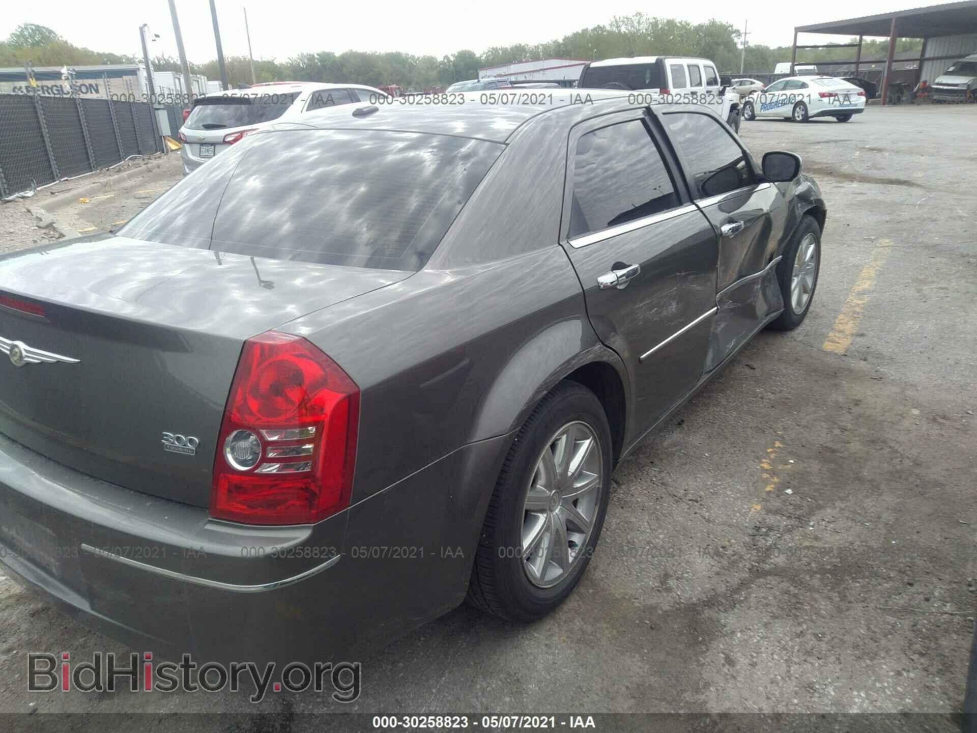2009 CHRYSLER 300 - VIN: 2C3LA53V39H513593 - Фото 4