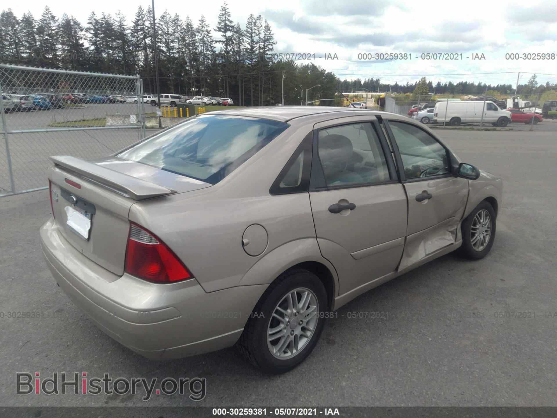 2007 FORD FOCUS - VIN: 1FAFP34N87W112183 - Photo 4