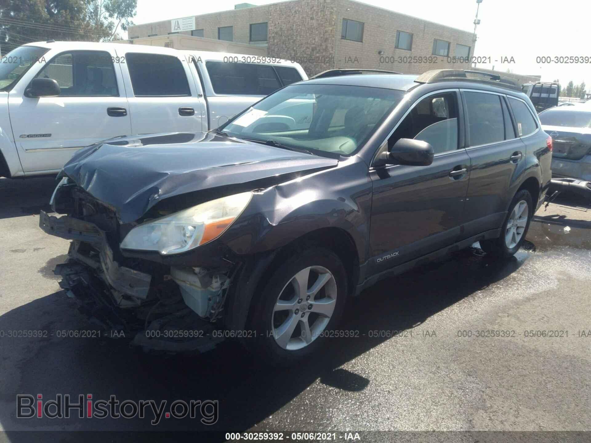 2013 SUBARU OUTBACK - VIN: 4S4BRBCC1D3279748 - Фото 2