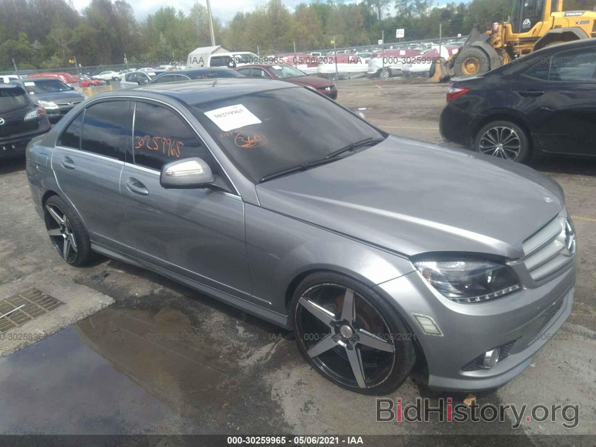 Photo WDDGF54X99F203440 - MERCEDES-BENZ C-CLASS 2009