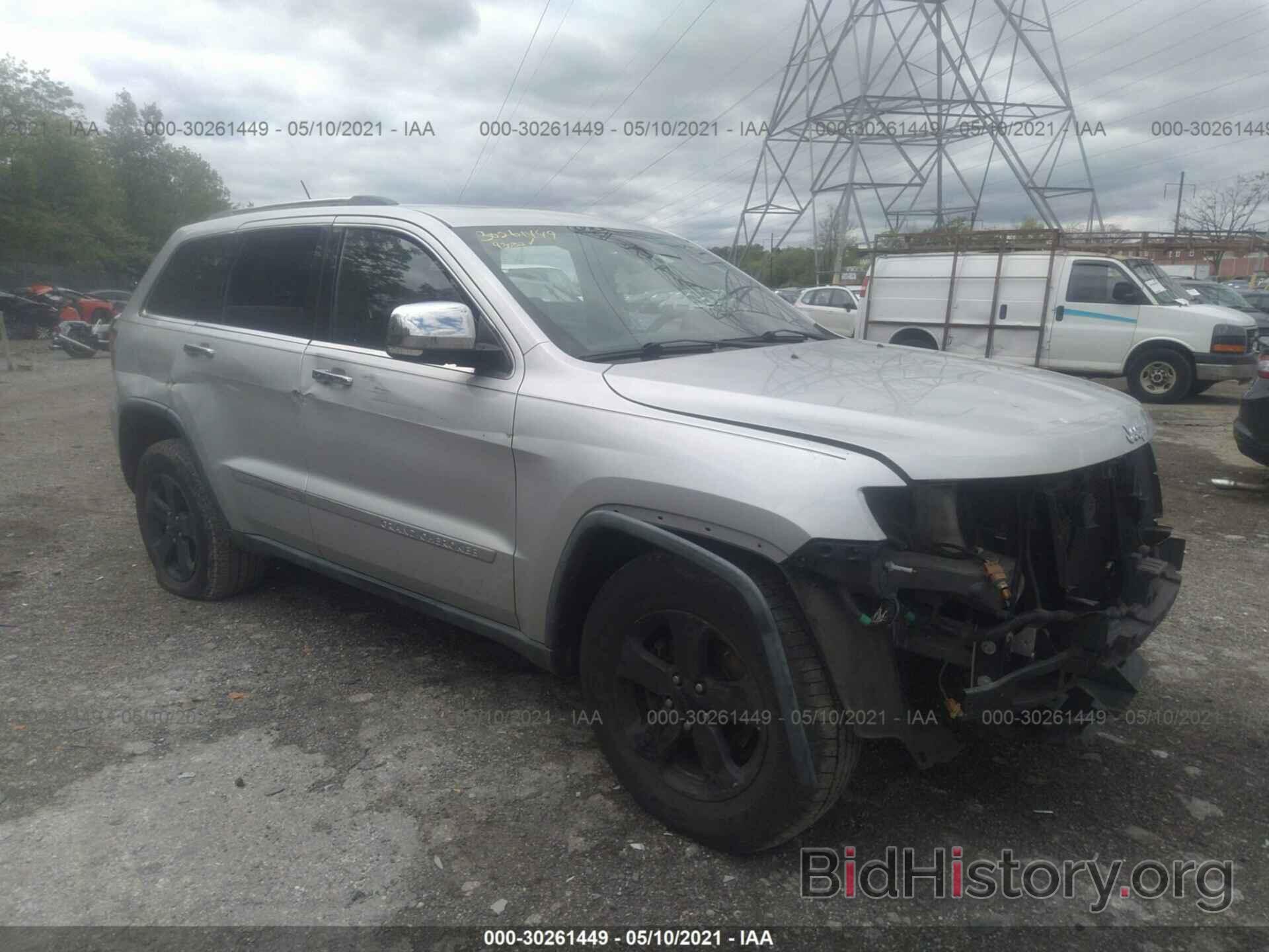 Photo 1J4RR5GG2BC604741 - JEEP GRAND CHEROKEE 2011