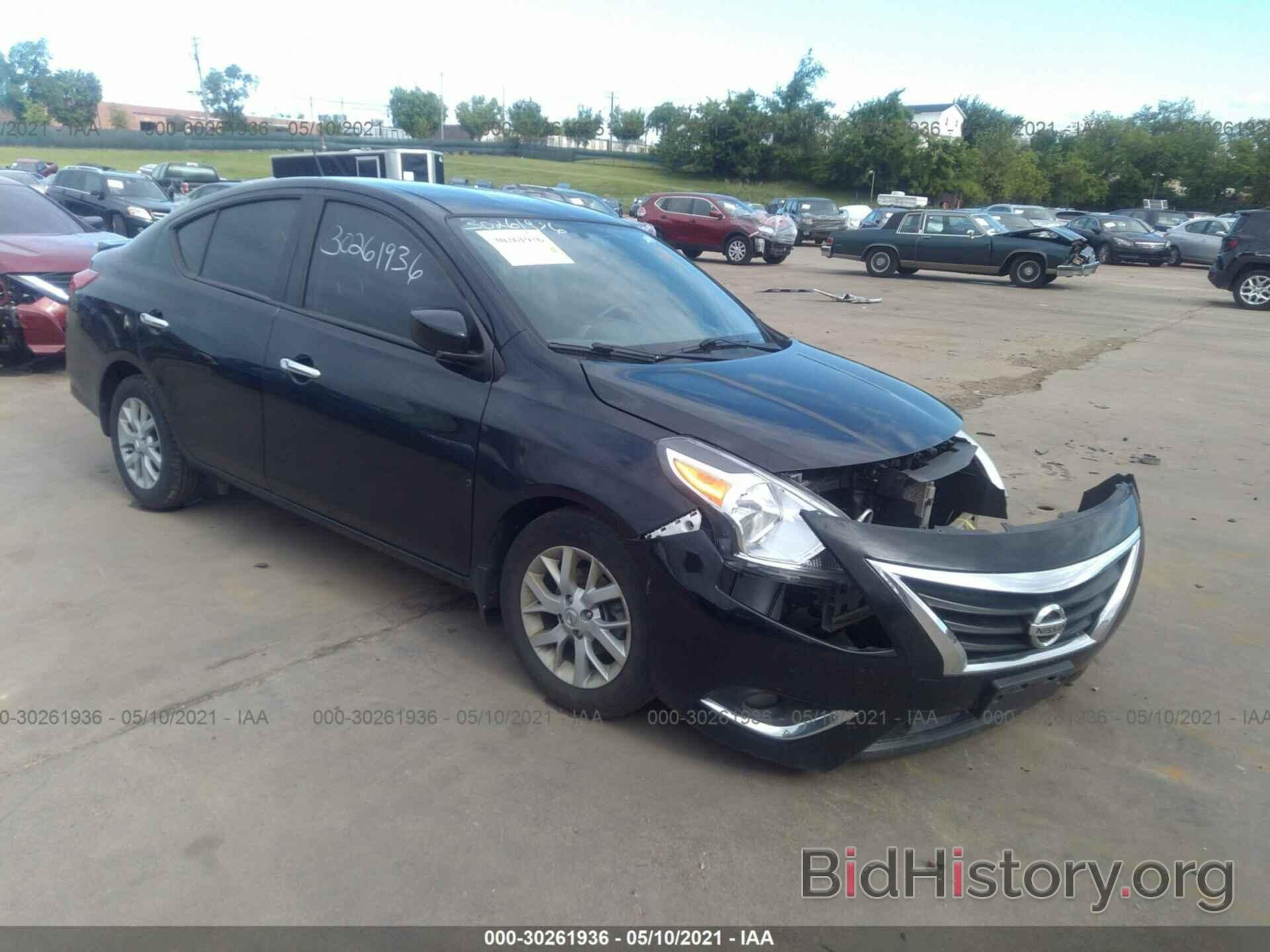 Photo 3N1CN7AP9KL838376 - NISSAN VERSA SEDAN 2019