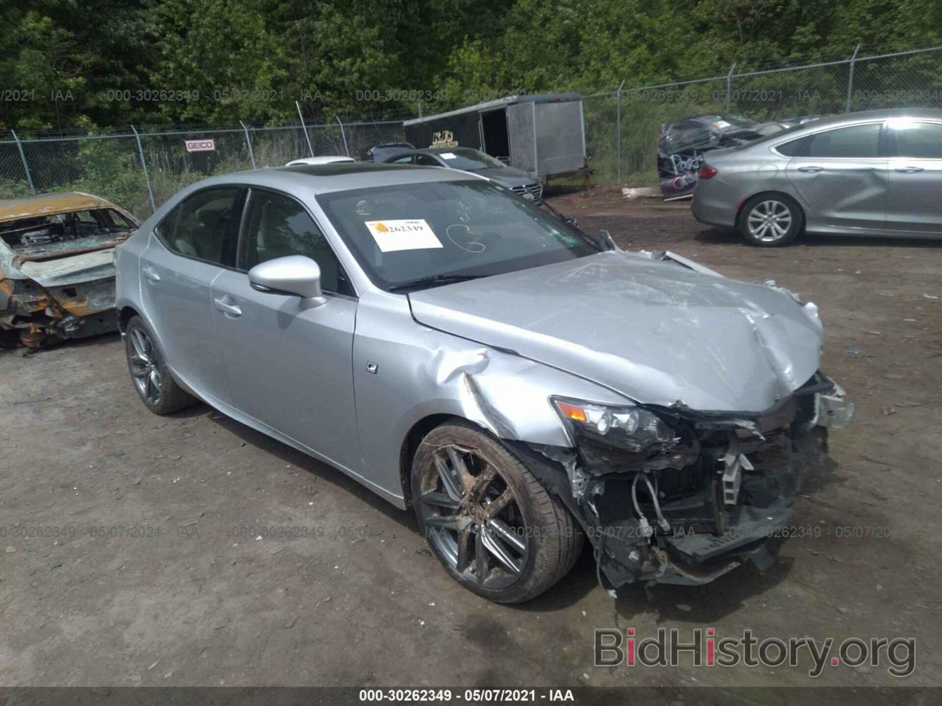 Photo JTHBA1D27G5001259 - LEXUS IS 200T 2016