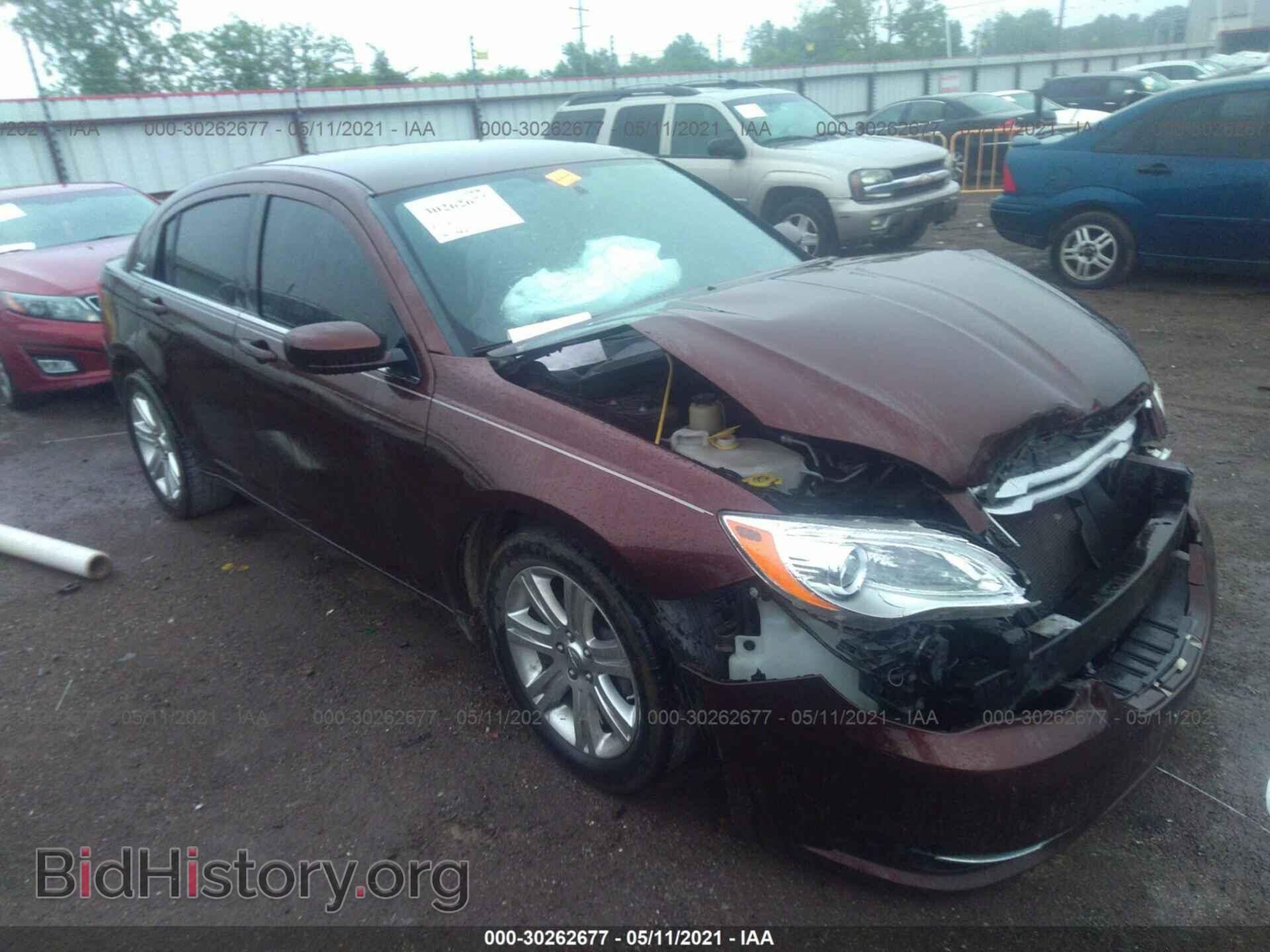 Фотография 1C3CCBBBXDN513297 - CHRYSLER 200 2013