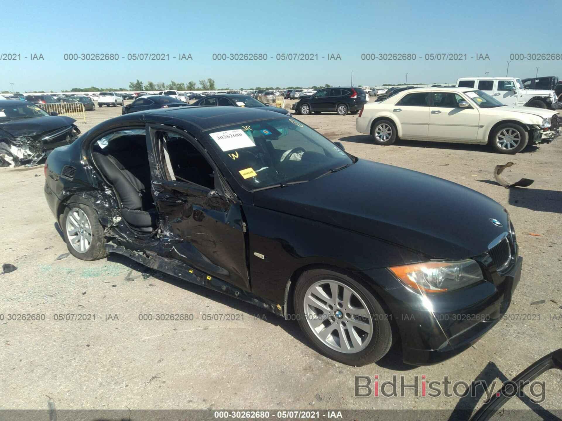 Photo WBAVC53587FZ81684 - BMW 3 SERIES 2007