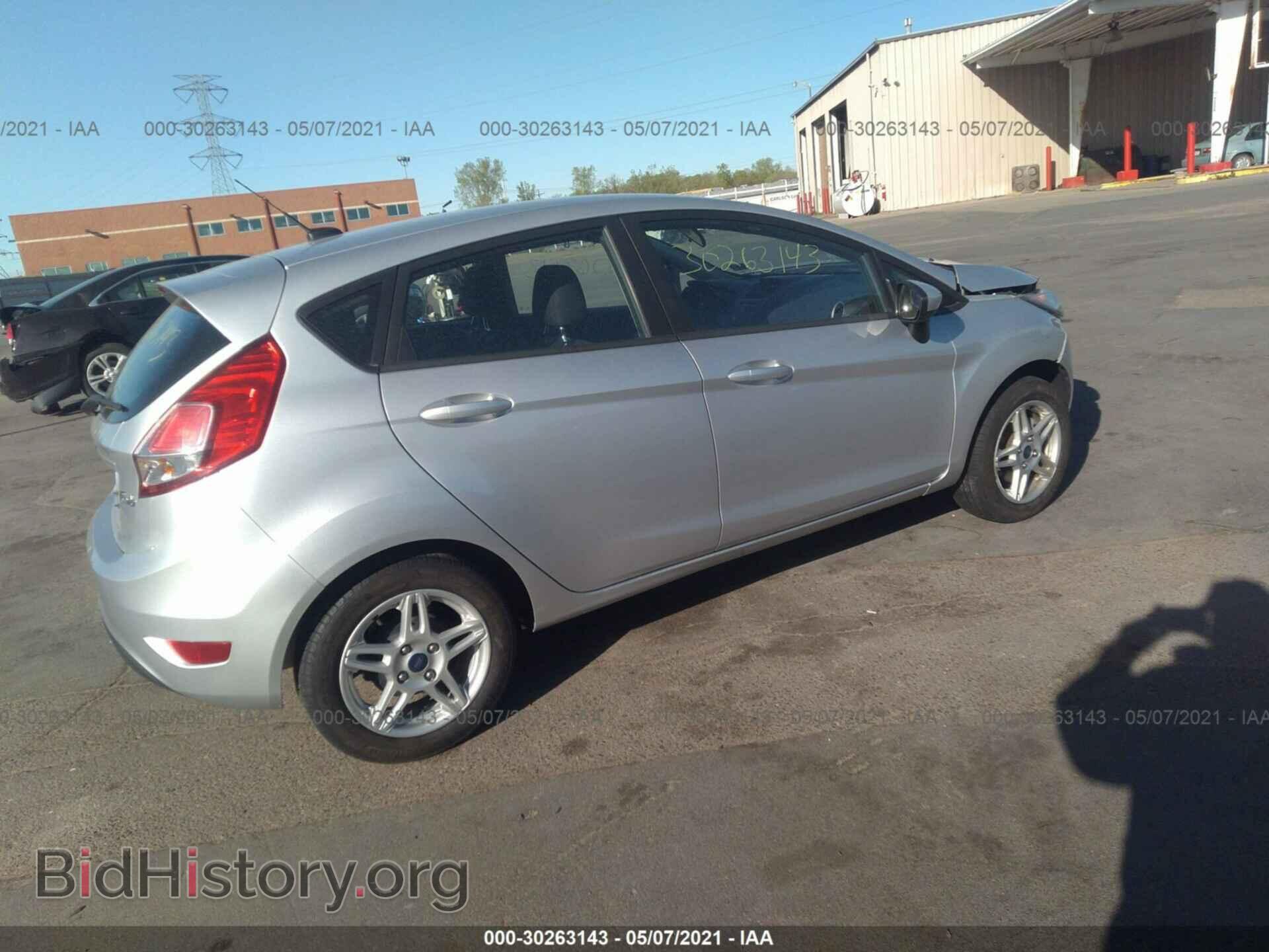 2018 FORD FIESTA - VIN: 3FADP4EJ6JM122002 - Фото 4