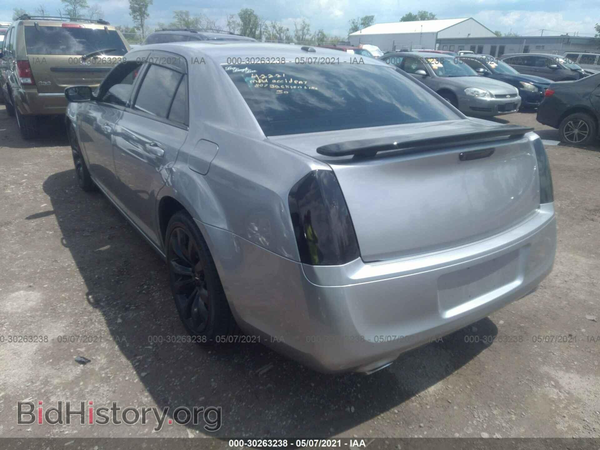 2014 CHRYSLER 300 - VIN: 2C3CCABT5EH312436 - Фото 3