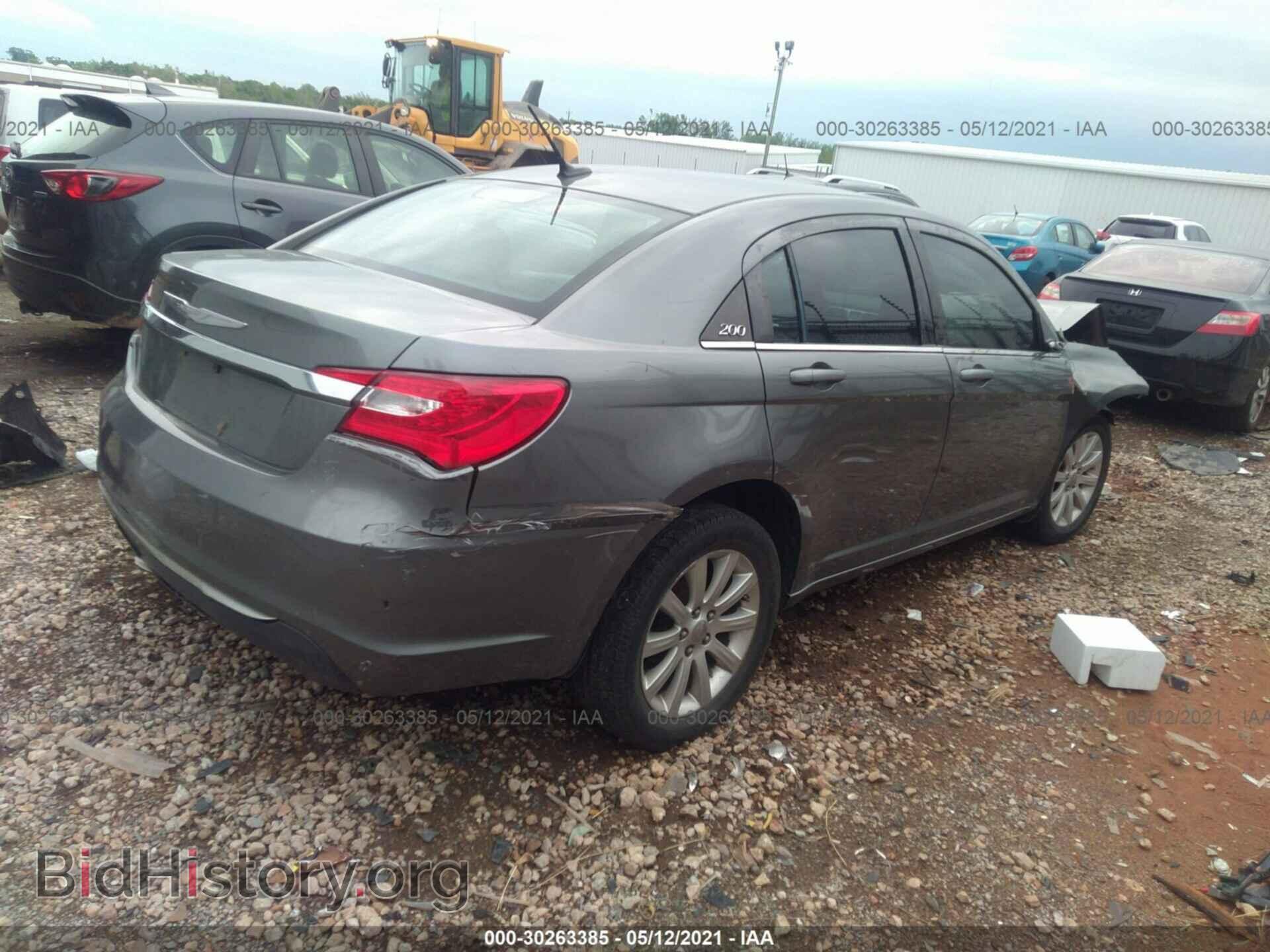 2012 CHRYSLER 200 - VIN: 1C3CCBBB1CN106368 - Photo 4