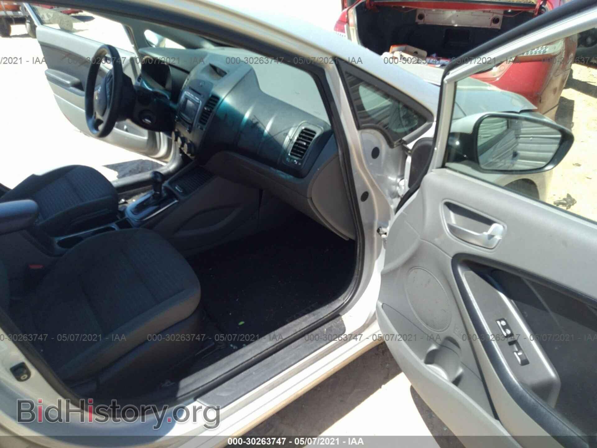 2017 KIA FORTE - VIN: 3KPFL4A74HE115952 - Фото 5
