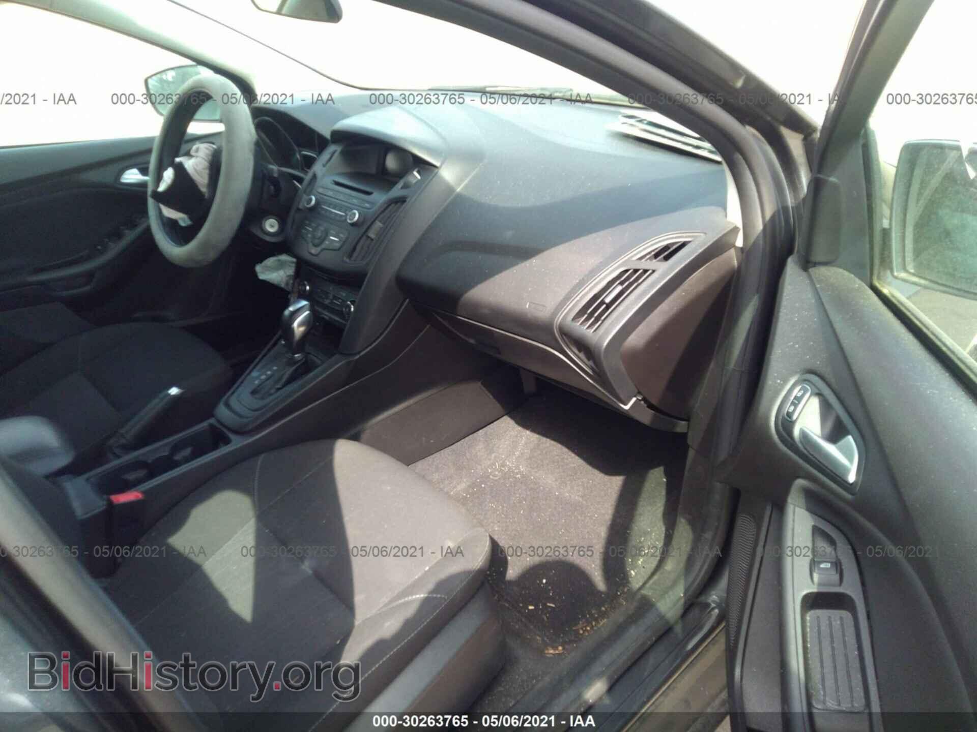 2016 FORD FOCUS - VIN: 1FADP3K24GL393092 - Photo 5