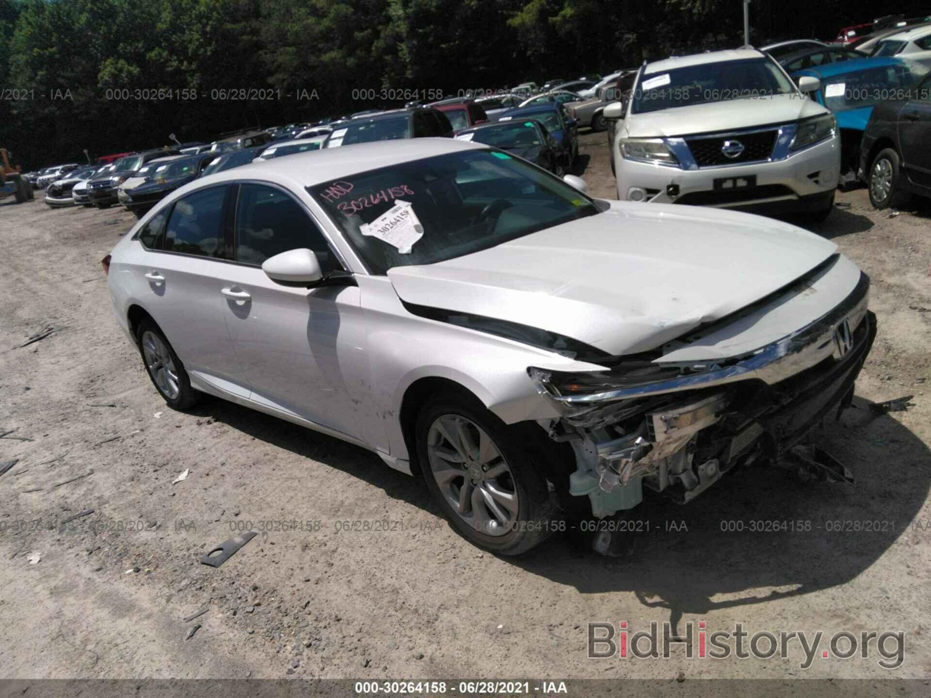 Photo 1HGCV1F19LA118777 - HONDA ACCORD SEDAN 2020