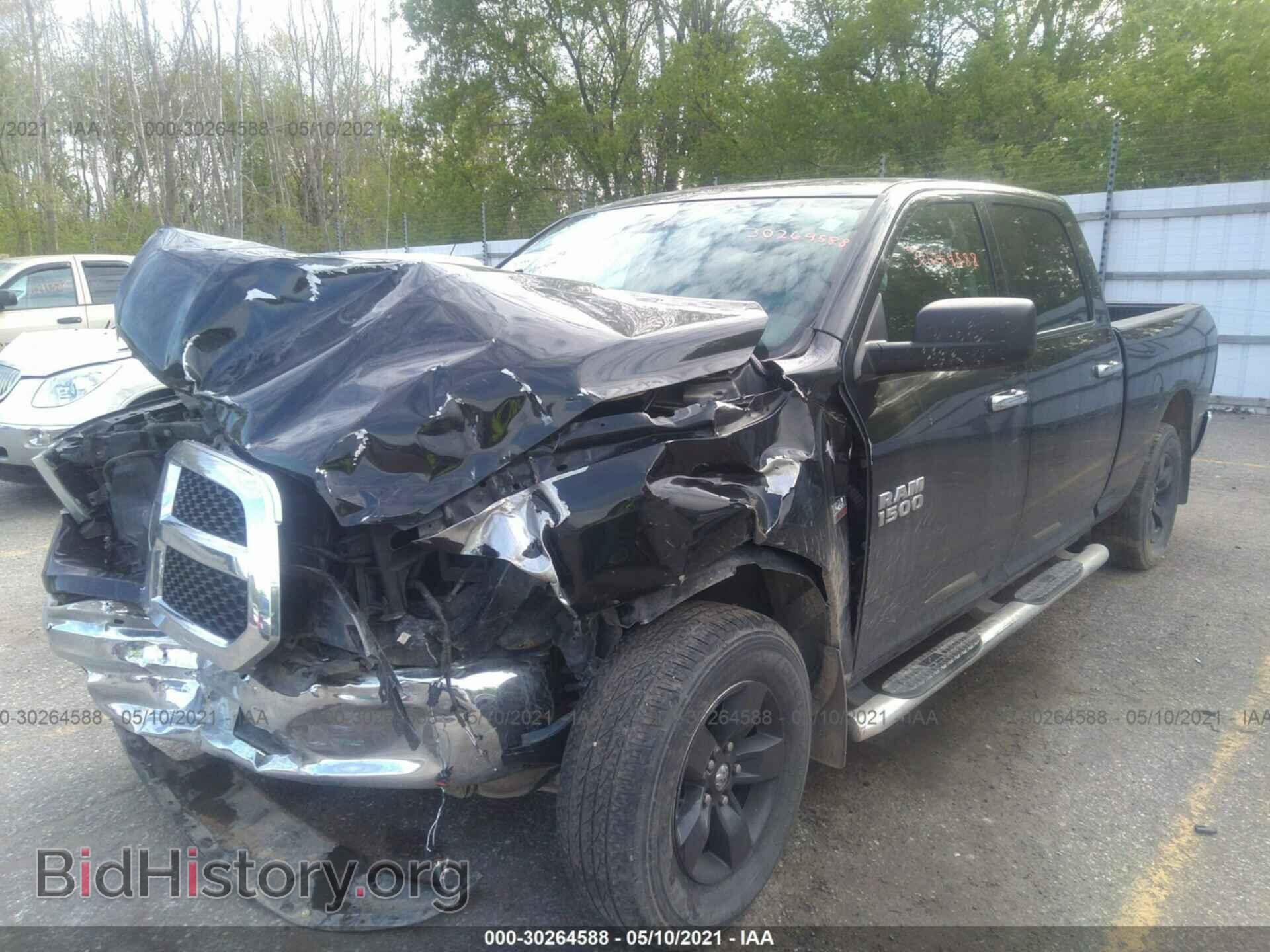 2017 RAM 1500 - VIN: 1C6RR7TT8HS709438 - Photo 2