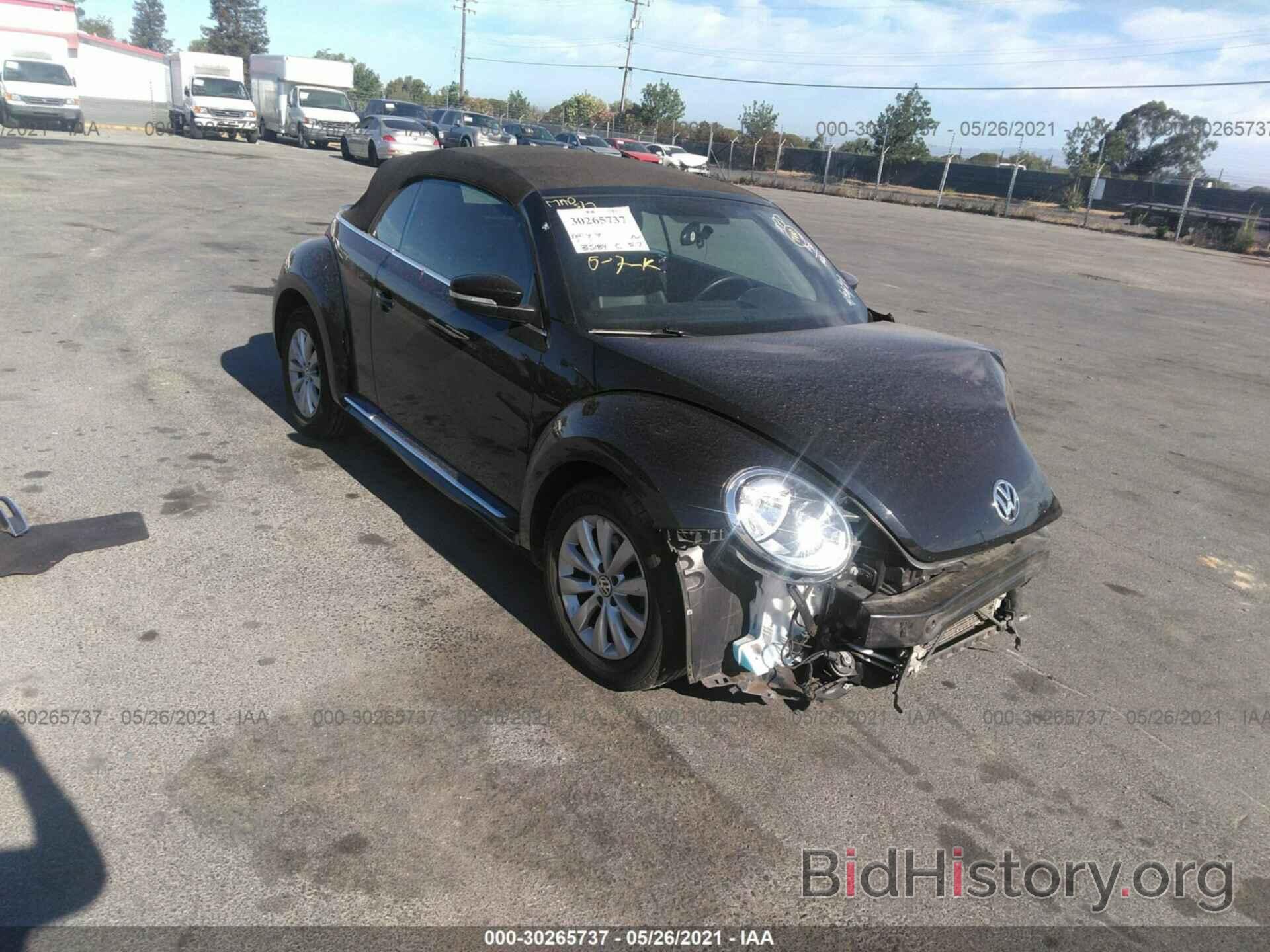 Photo 3VW5DAAT7JM511614 - VOLKSWAGEN BEETLE CONVERTIBLE 2018