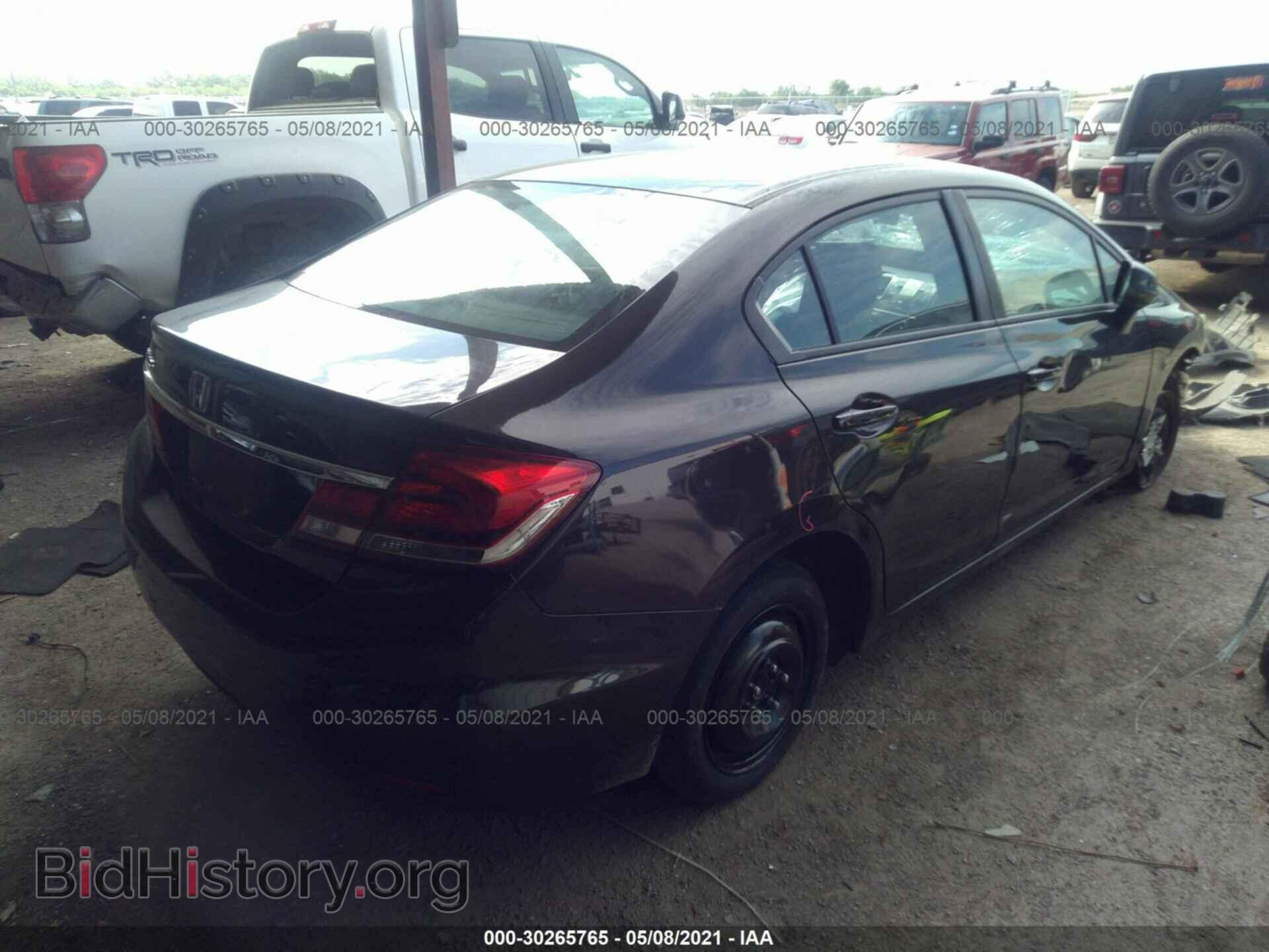 2013 HONDA CIVIC SDN - VIN: 2HGFB2F58DH597565 - Фото 4