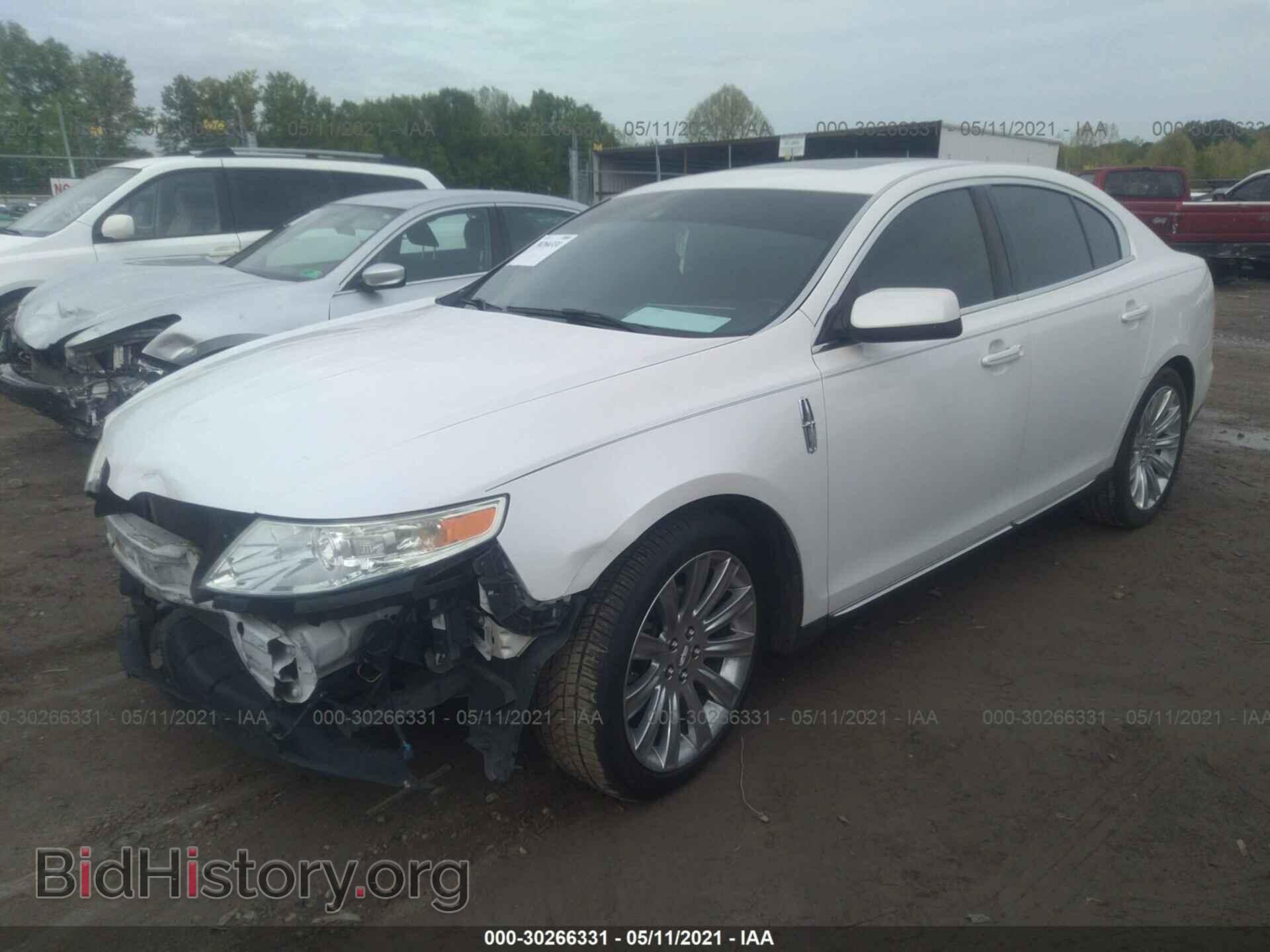 2011 LINCOLN MKS - VIN: 1LNHL9FT0BG600264 - Фото 2