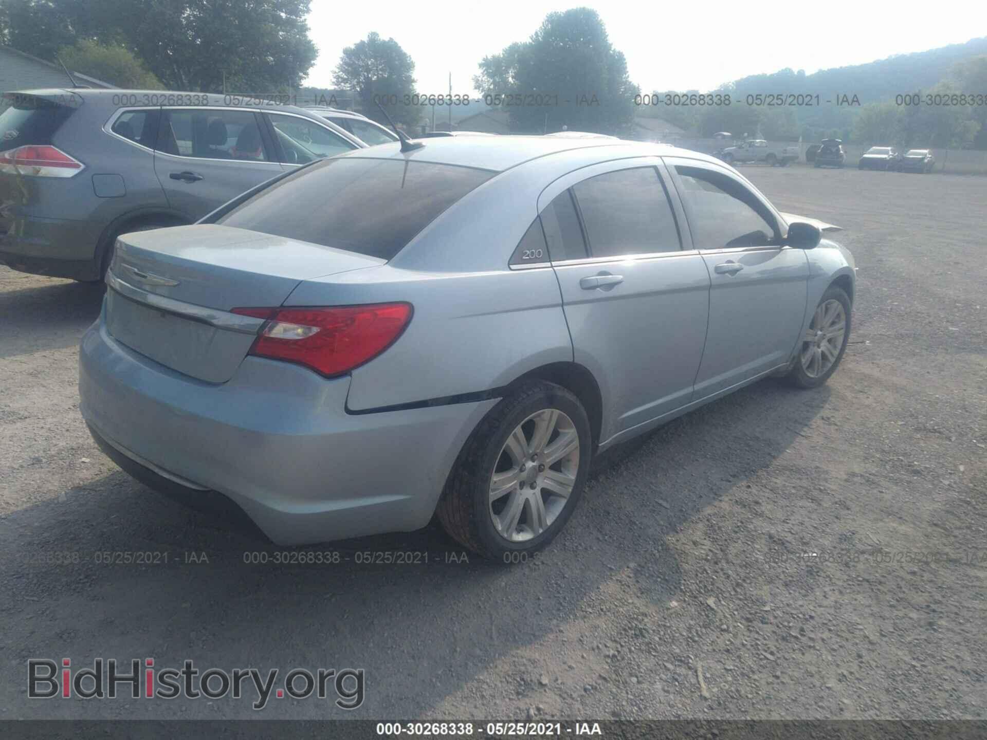 2013 CHRYSLER 200 - VIN: 1C3CCBBB3DN694405 - Фото 4