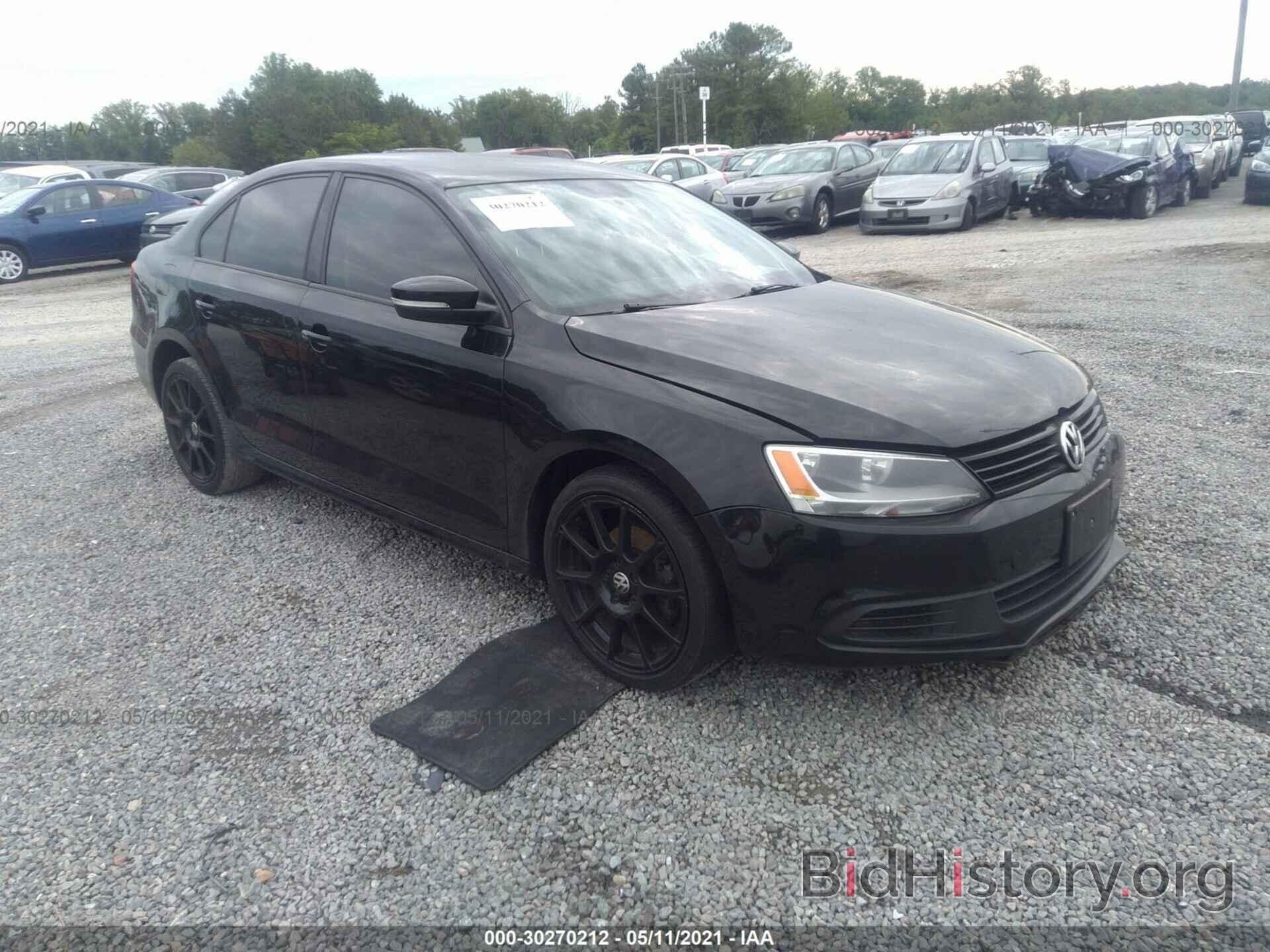 Фотография 3VWD17AJ6EM415887 - VOLKSWAGEN JETTA SEDAN 2014