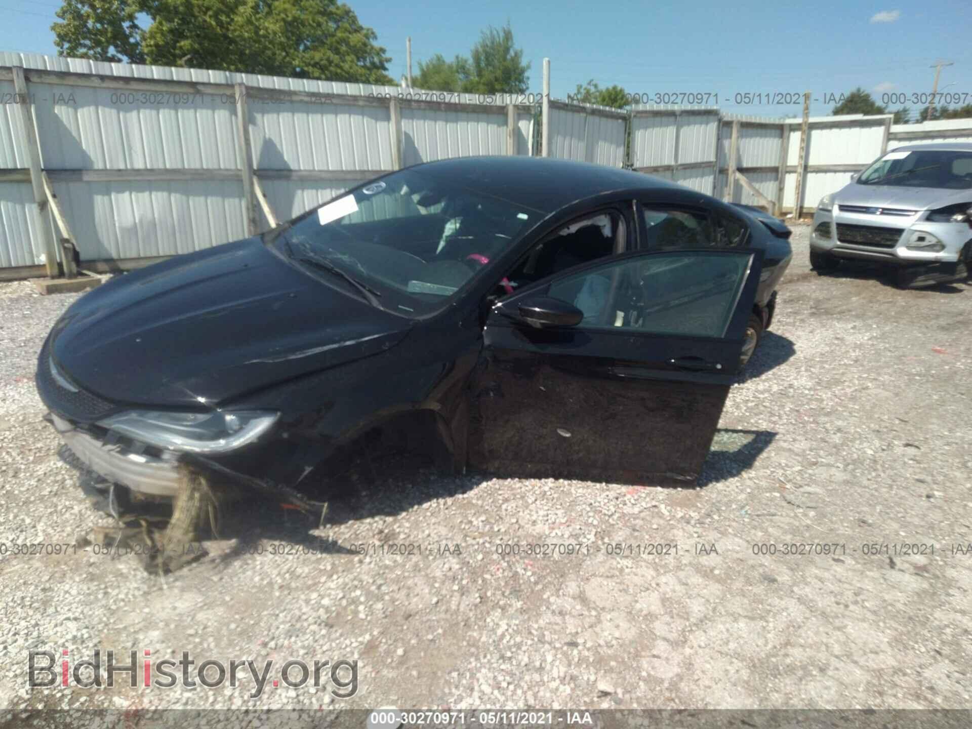 2015 CHRYSLER 200 - VIN: 1C3CCCBB1FN619985 - Фото 2