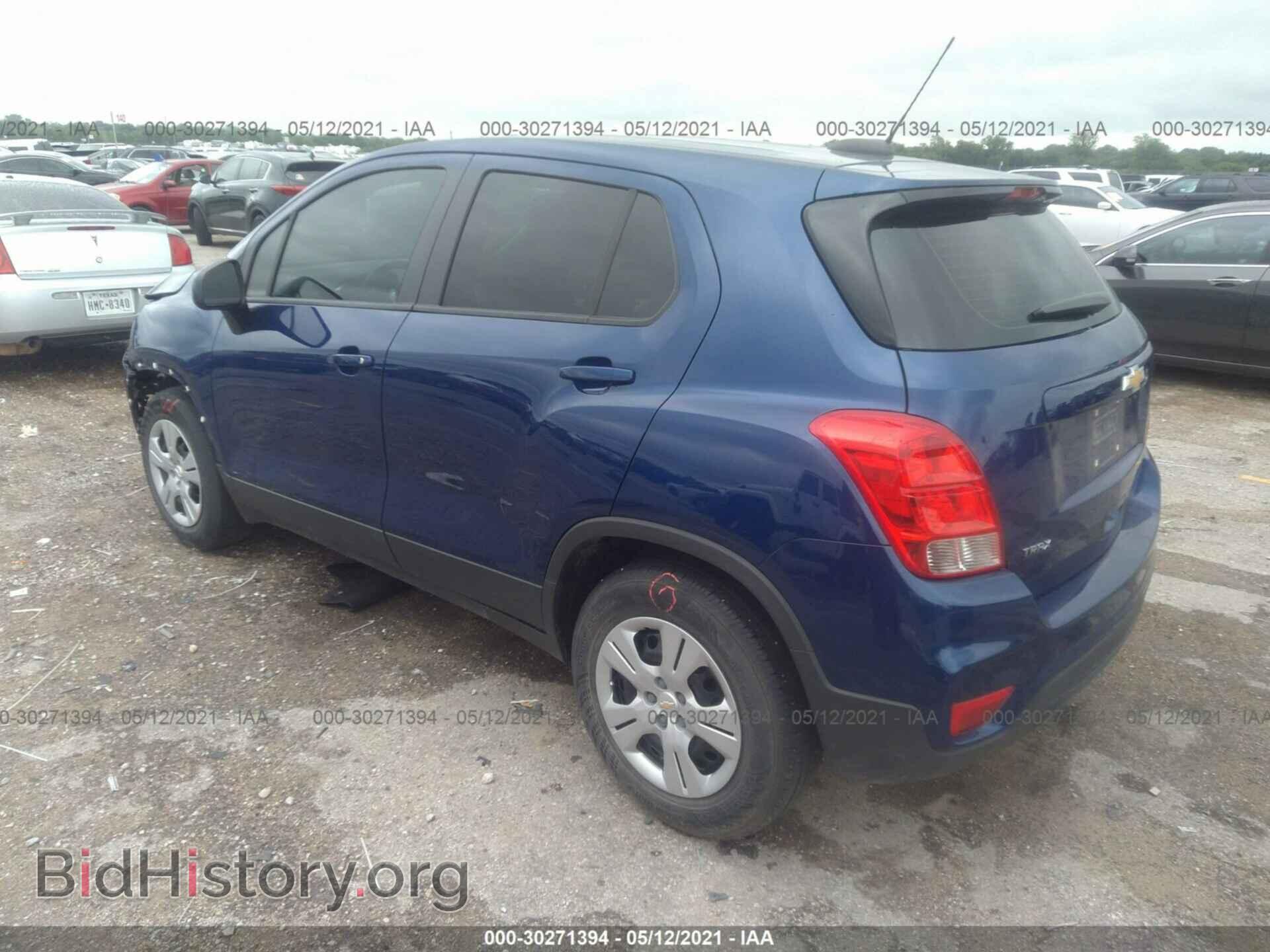 2017 CHEVROLET TRAX - VIN: 3GNCJKSB3HL211655 - Фото 3