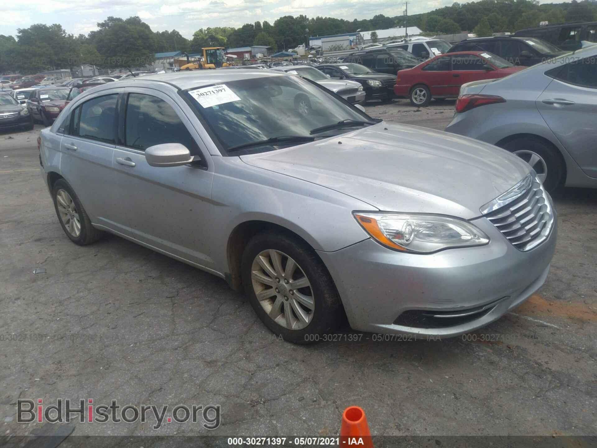 Фотография 1C3CCBAB5CN100798 - CHRYSLER 200 2012