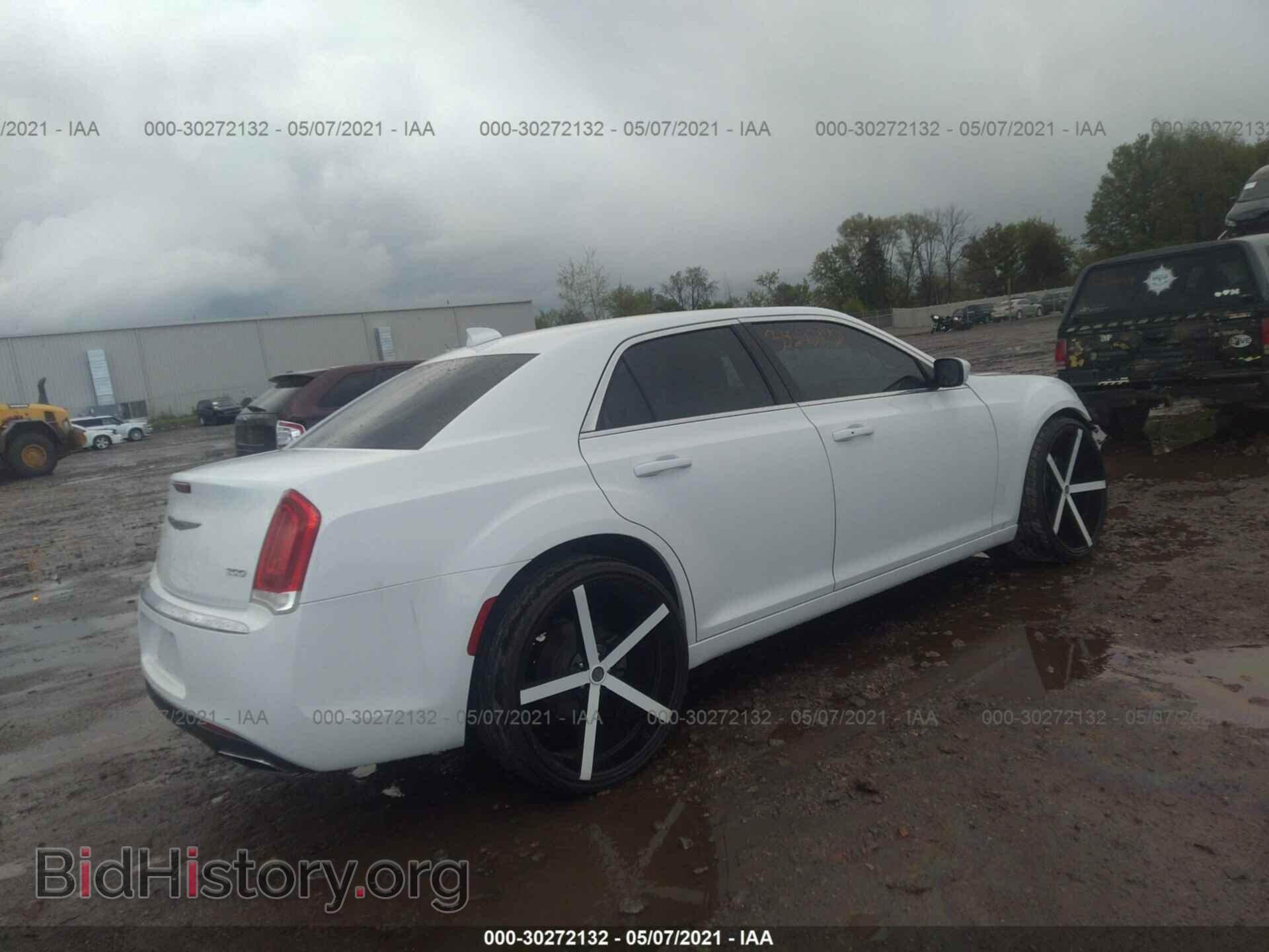 2017 CHRYSLER 300 - VIN: 2C3CCARG8HH610315 - Фото 4