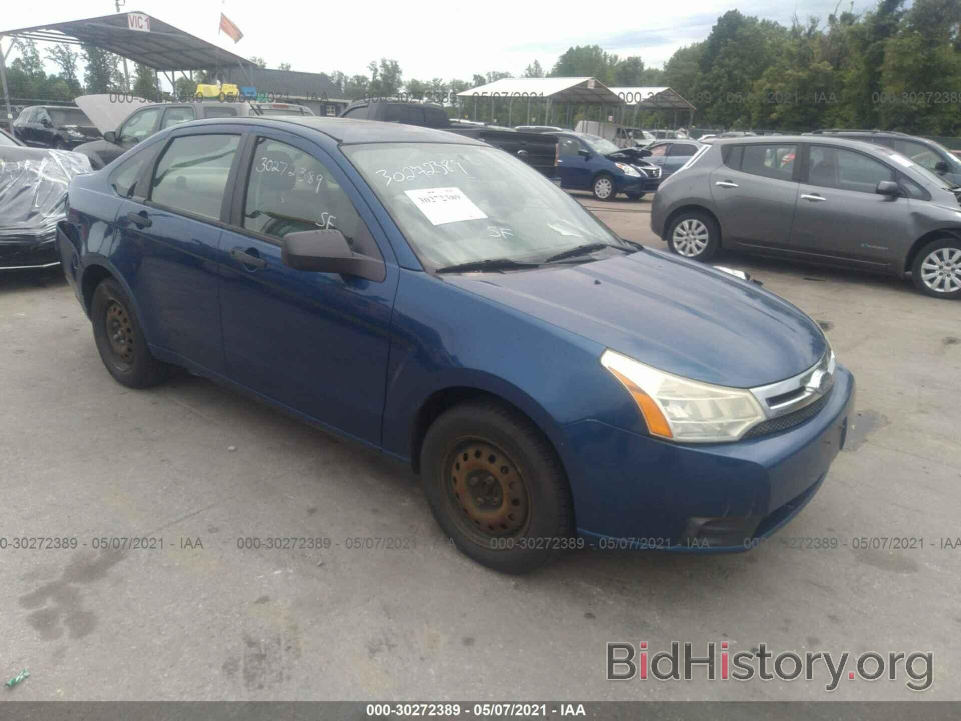 Photo 1FAHP34N88W110914 - FORD FOCUS 2008