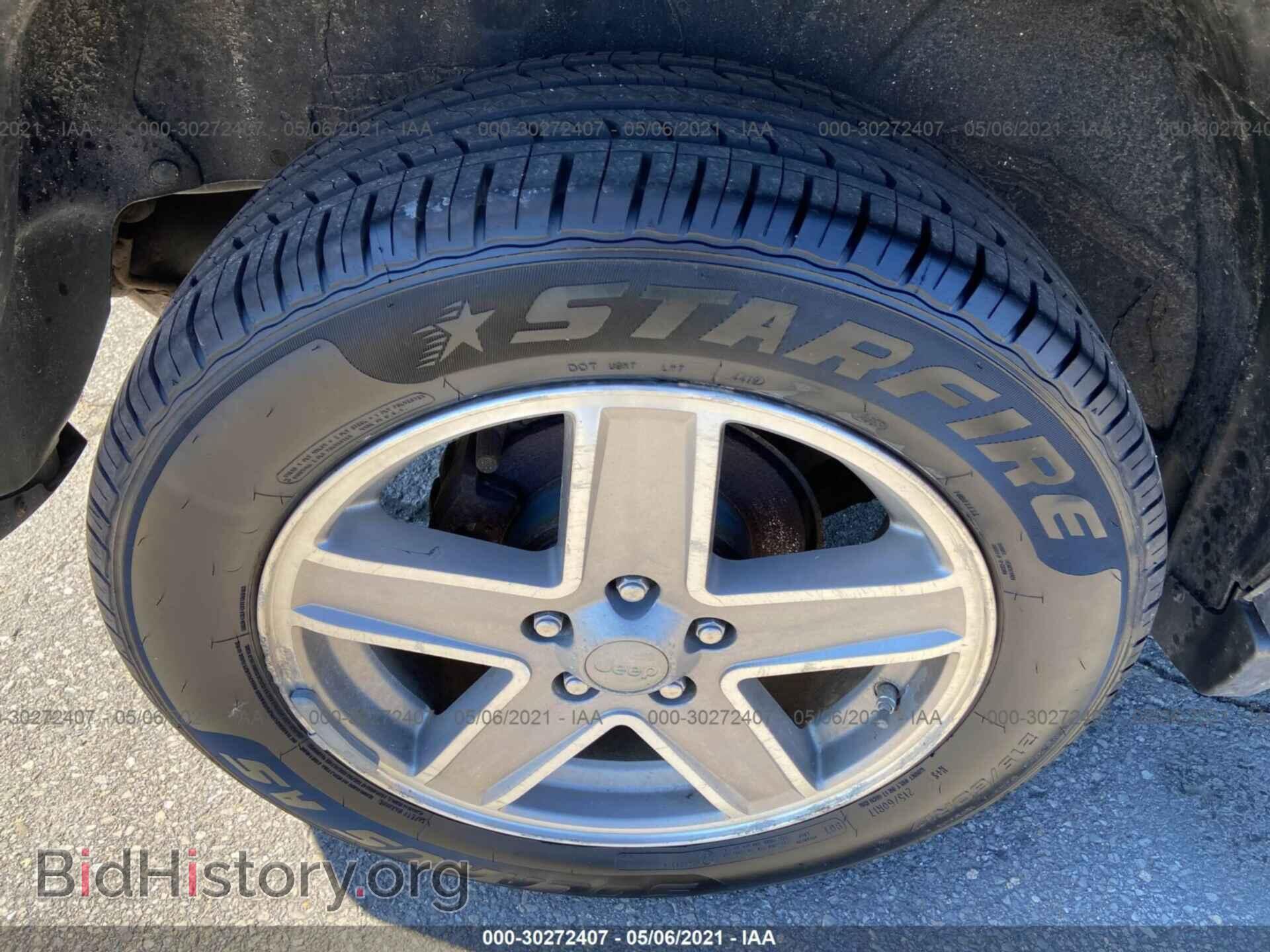 2011 JEEP COMPASS - VIN: 1J4NF1FBXBD240116 - Photo 6