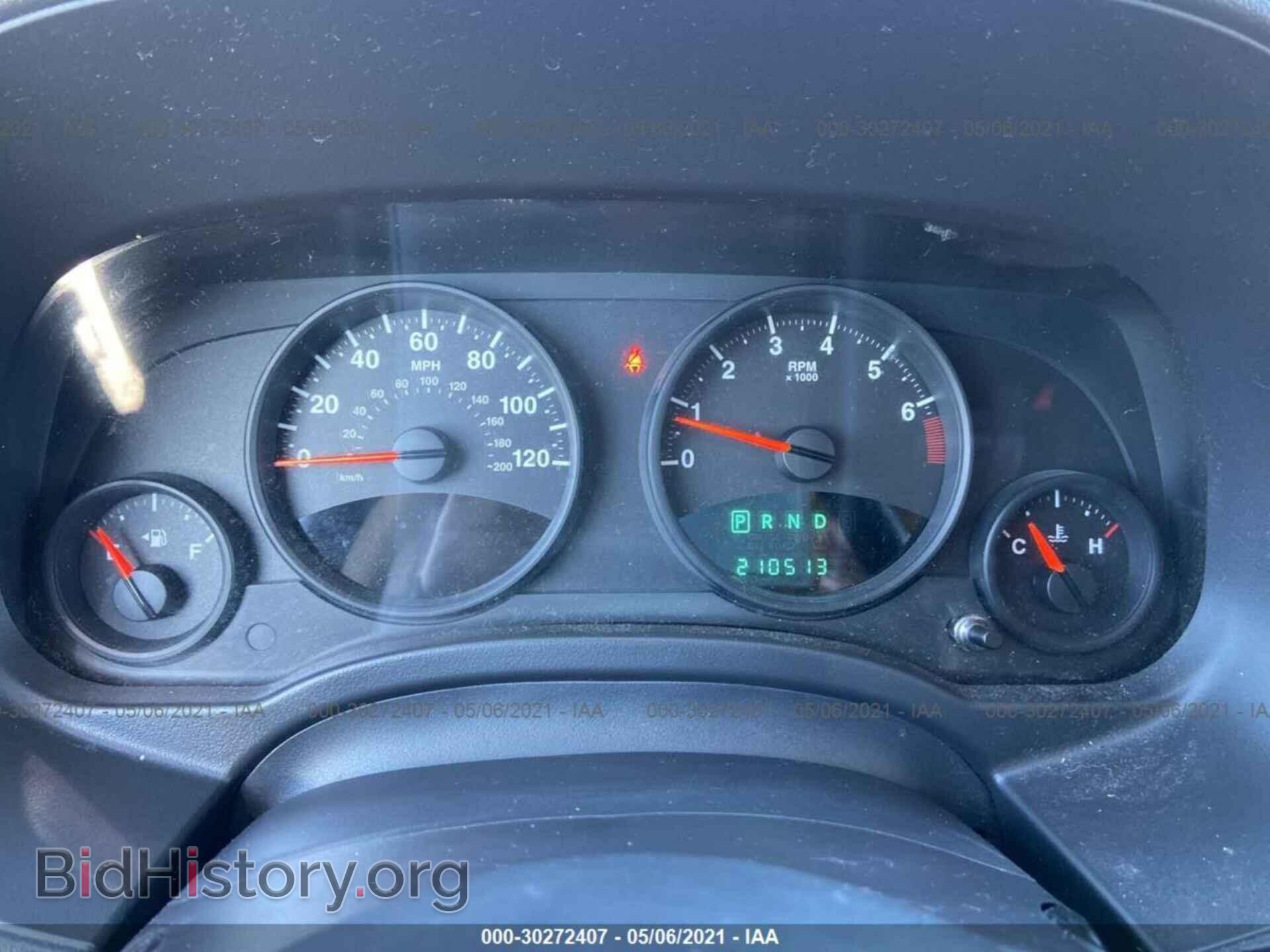 2011 JEEP COMPASS - VIN: 1J4NF1FBXBD240116 - Photo 7