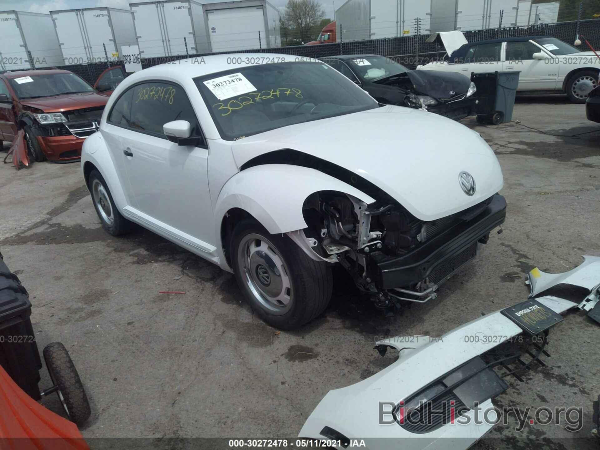 Photo 3VWF17AT8GM637859 - VOLKSWAGEN BEETLE COUPE 2016