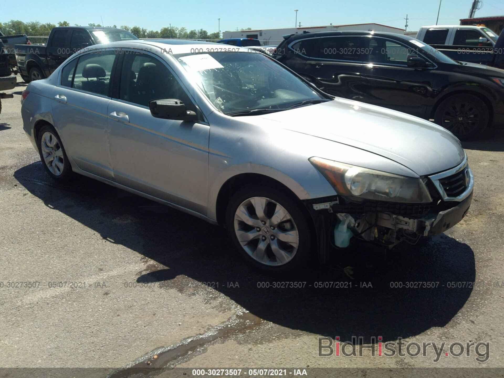 Photo 1HGCP2F89AA000769 - HONDA ACCORD SDN 2010