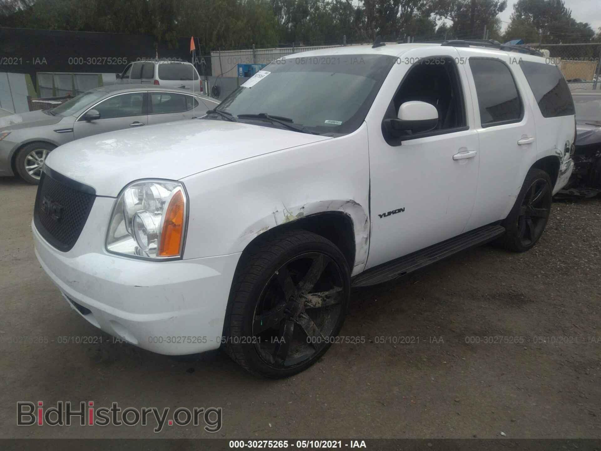 2014 GMC YUKON - VIN: 1GKS1CE0XER215232 - Фото 2