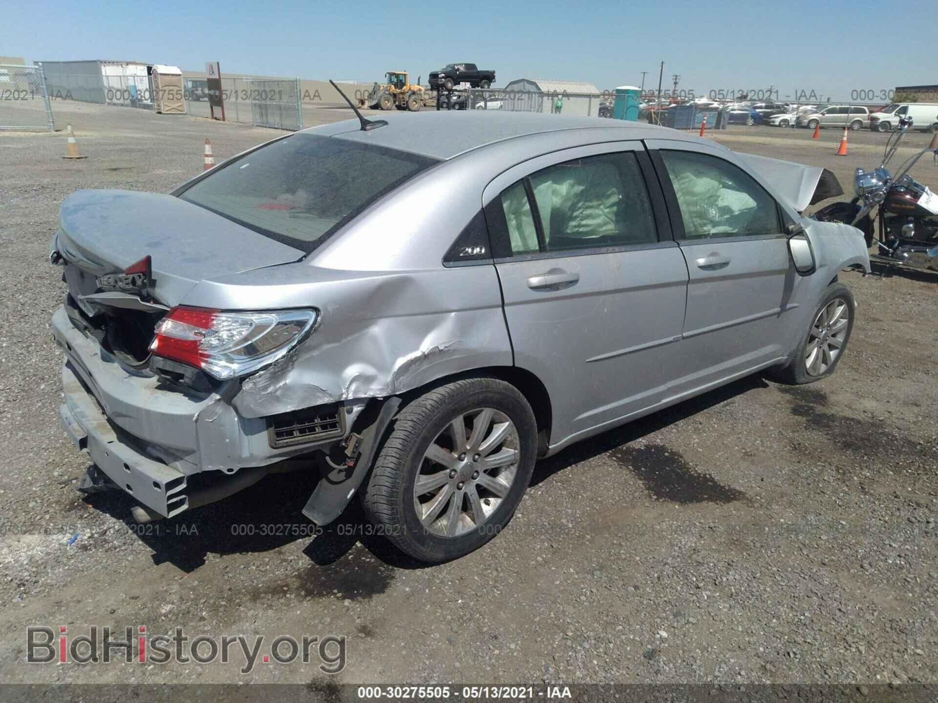 2012 CHRYSLER 200 - VIN: 1C3CCBBB5CN199931 - Фото 4