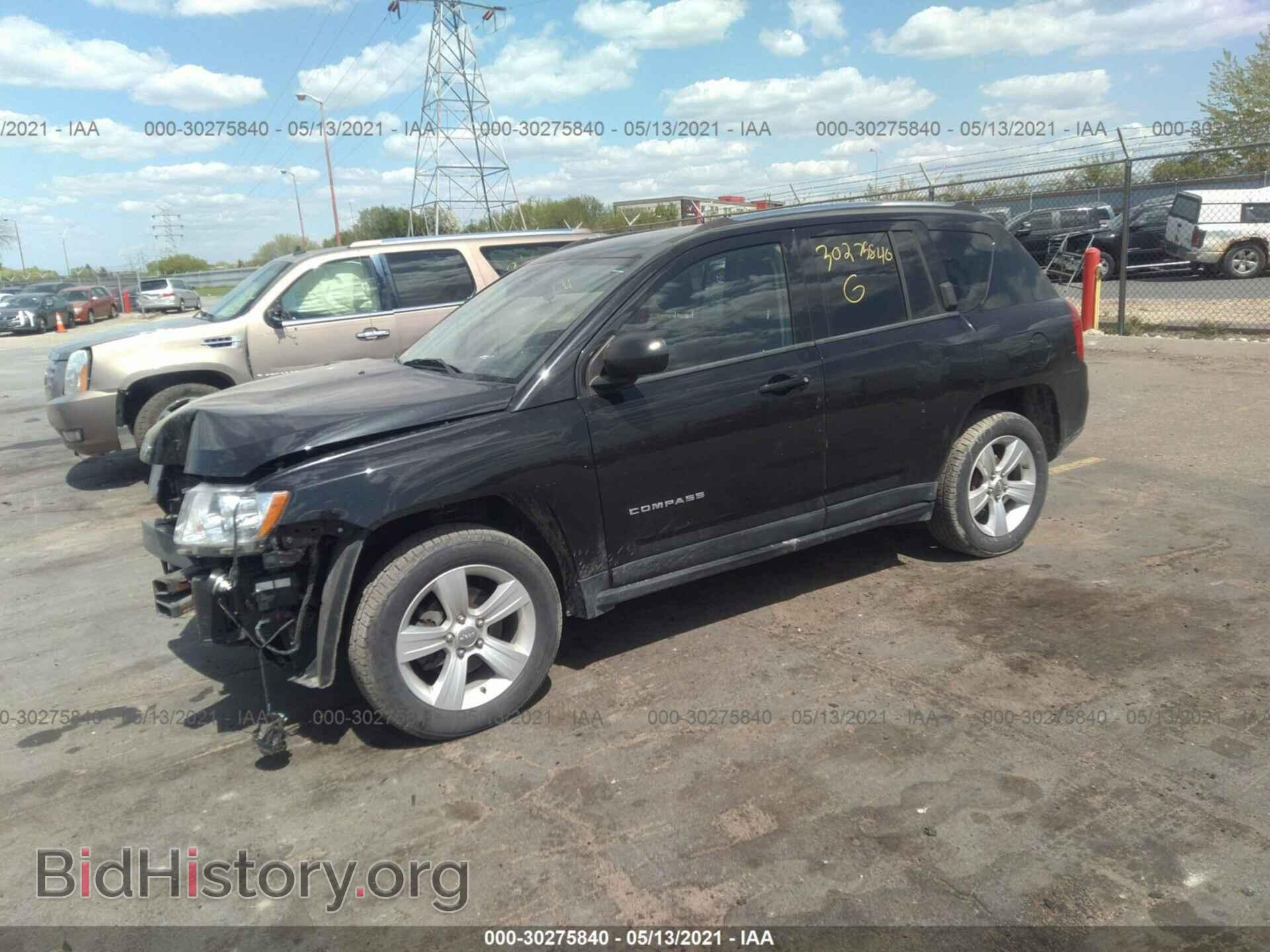 2011 JEEP COMPASS - VIN: 1J4NT1FB3BD226857 - Photo 2