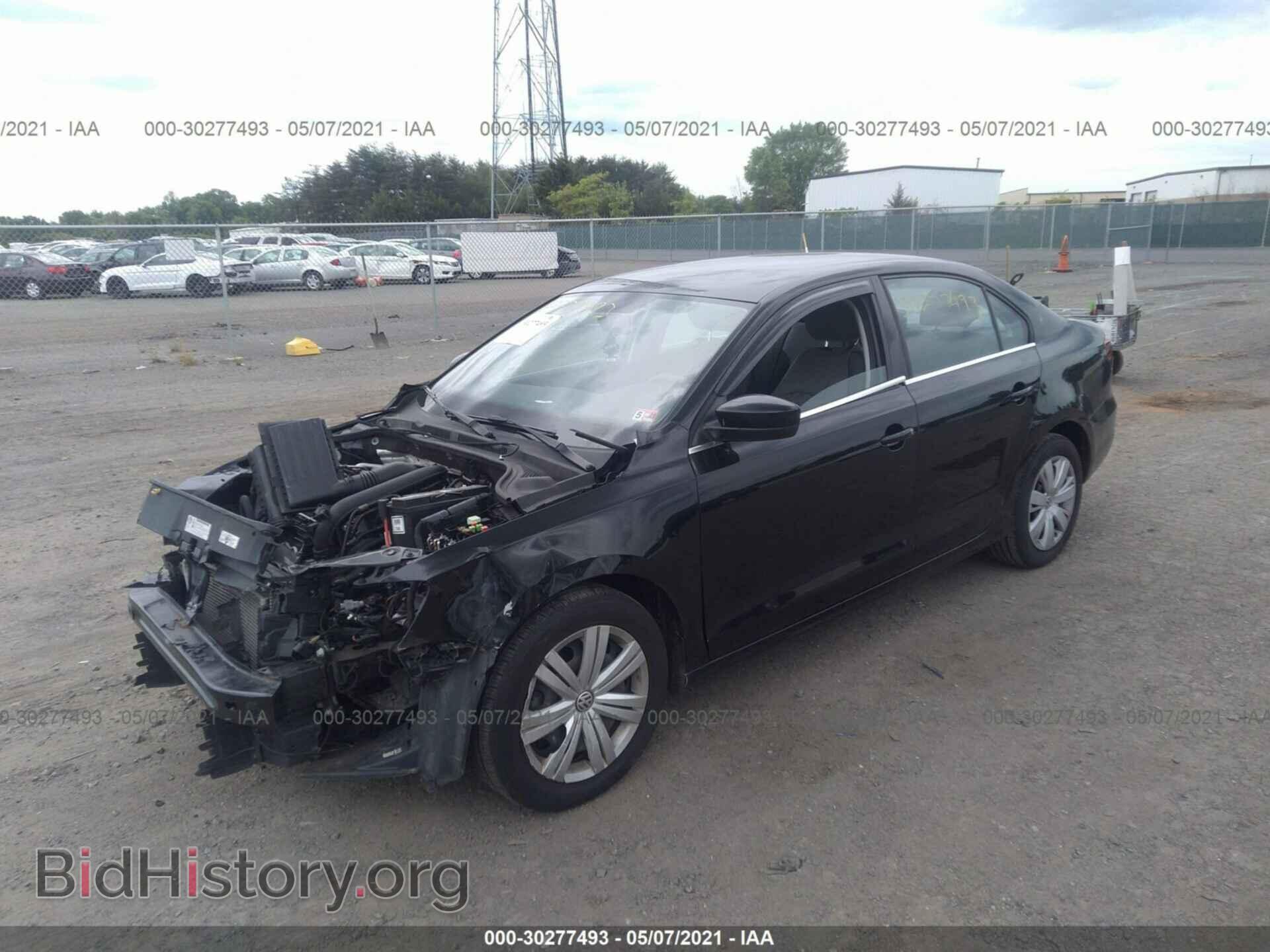 2017 VOLKSWAGEN JETTA - VIN: 3VW2B7AJ6HM213169 - Фото 2