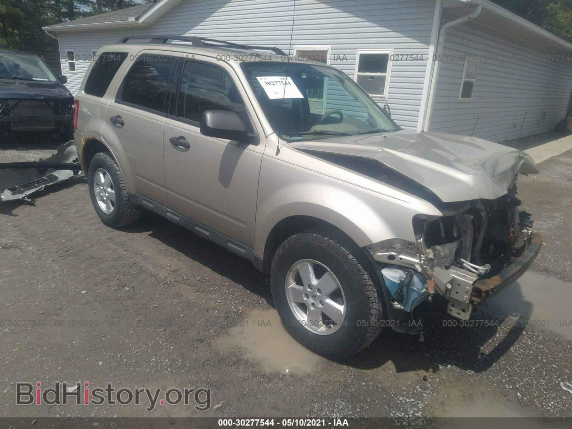 Фотография 1FMCU0D78CKA27623 - FORD ESCAPE 2012