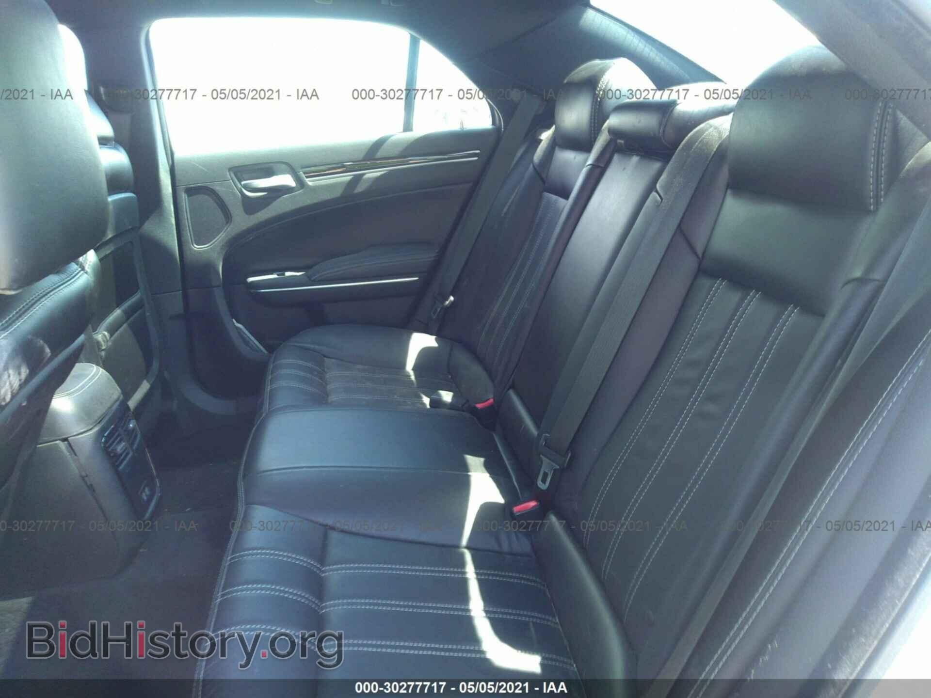 2017 CHRYSLER 300 - VIN: 2C3CCAGG6HH585983 - Фото 8