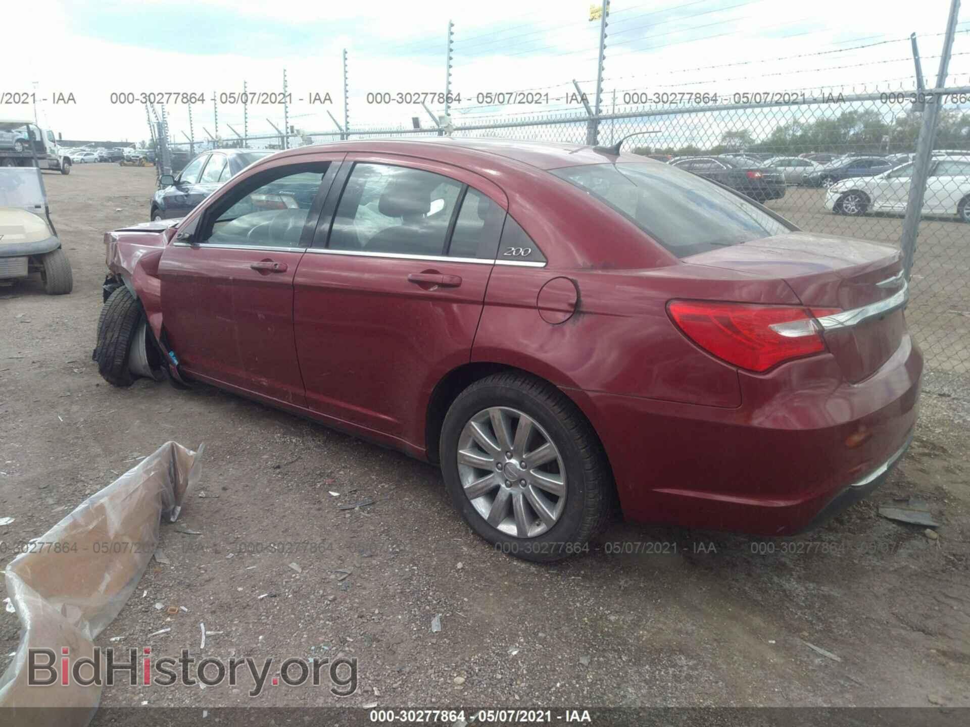 2011 CHRYSLER 200 - VIN: 1C3BC1FB8BN594104 - Фото 3
