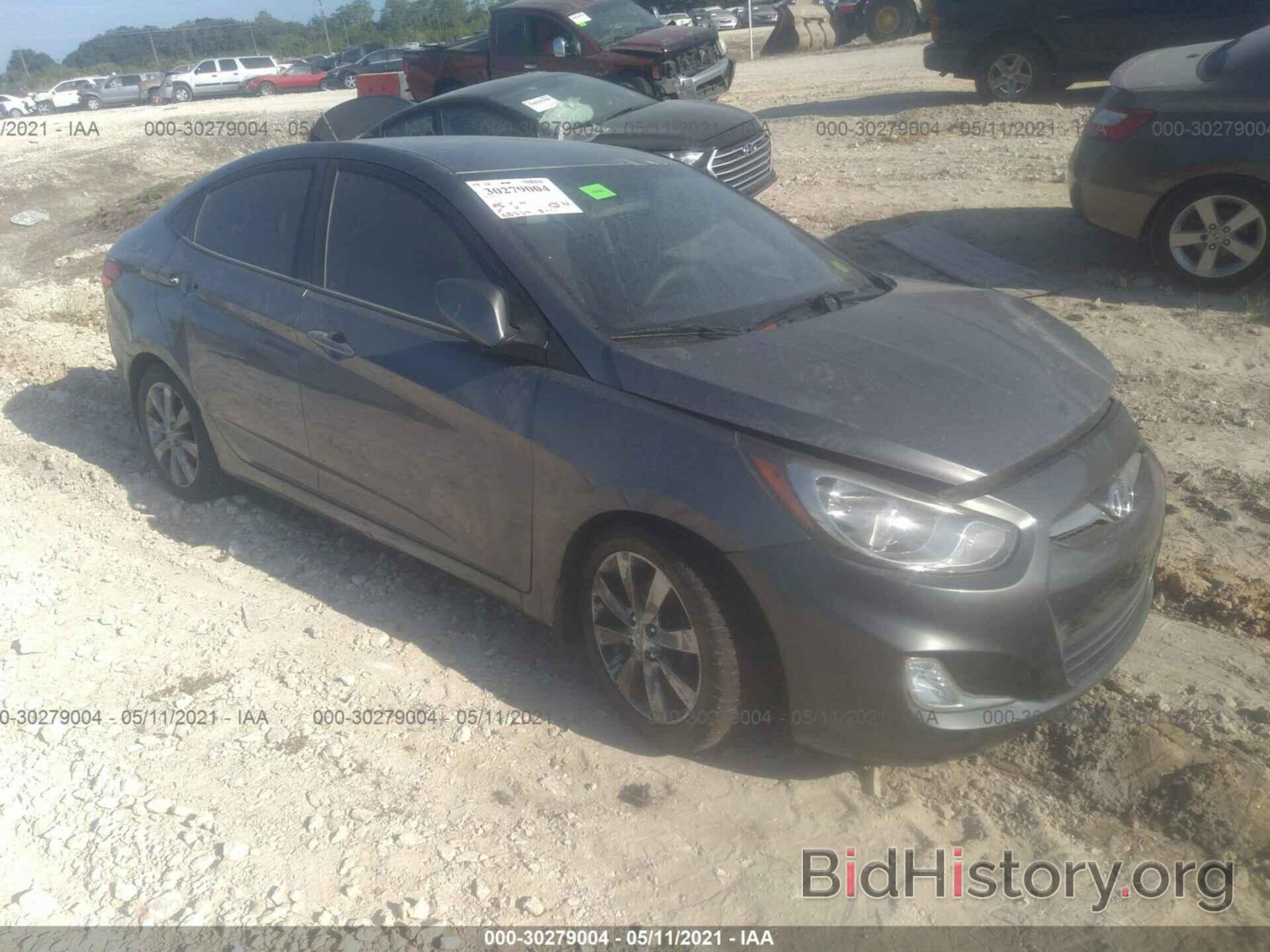 Photo KMHCU4AE4DU468813 - HYUNDAI ACCENT 2013