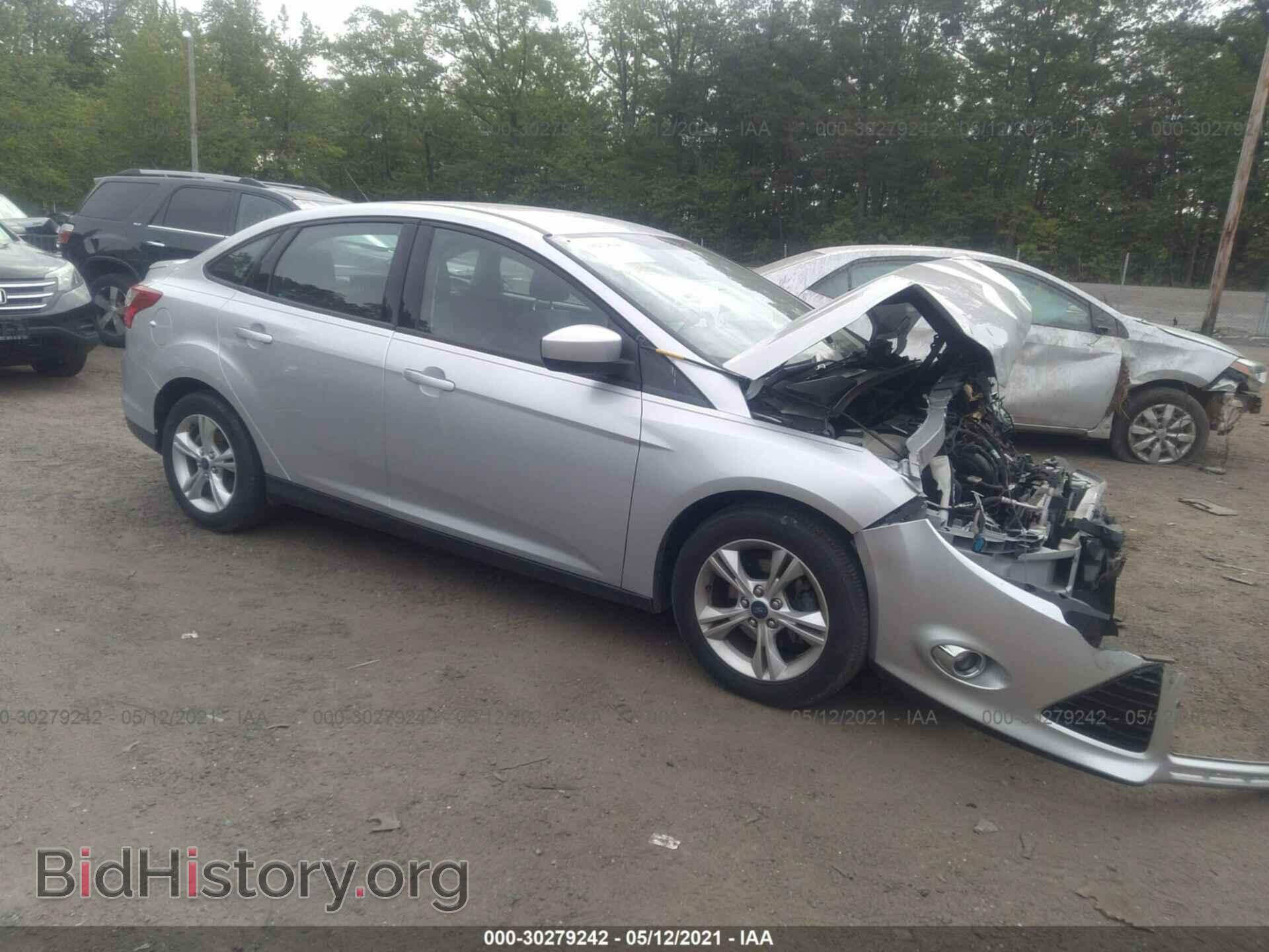 Photo 1FAHP3F23CL380758 - FORD FOCUS 2012
