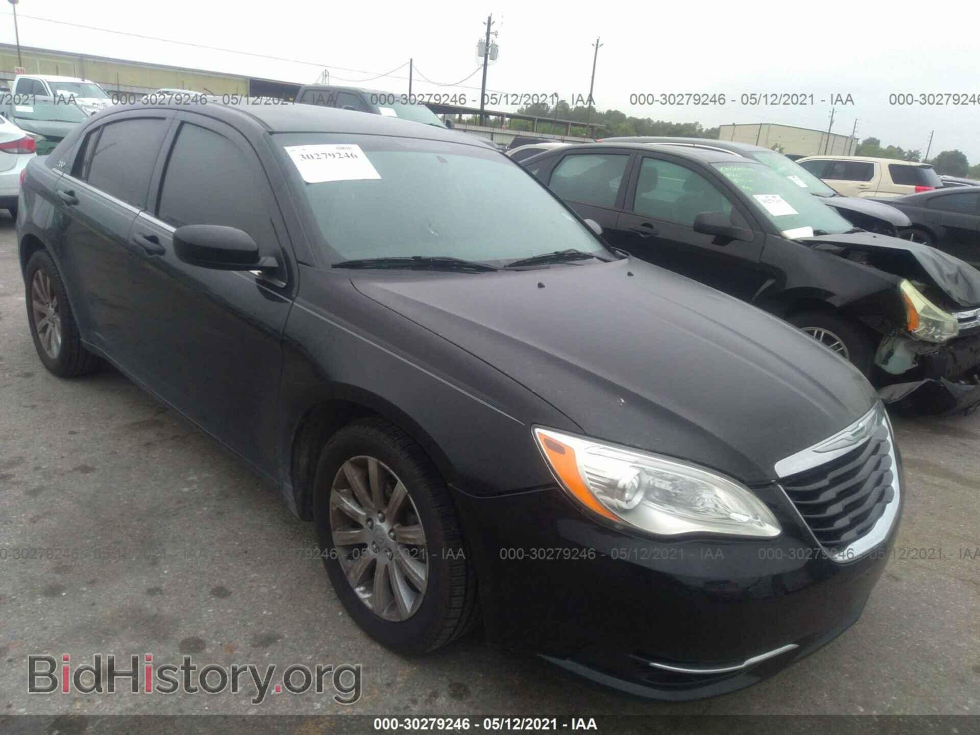 Photo 1C3CCBBB9EN150556 - CHRYSLER 200 2014