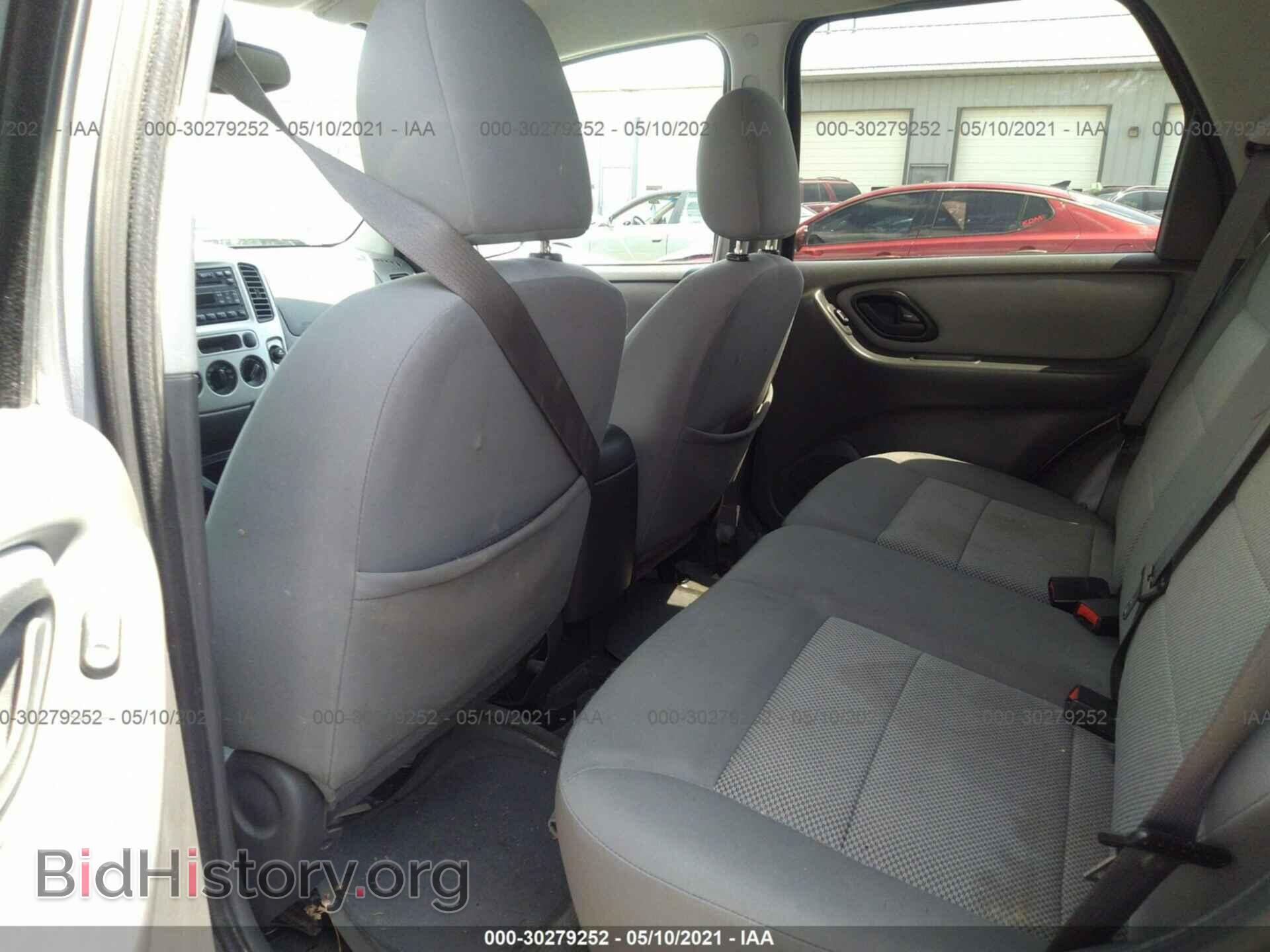 2007 FORD ESCAPE - VIN: 1FMYU03177KA14242 - Фото 8